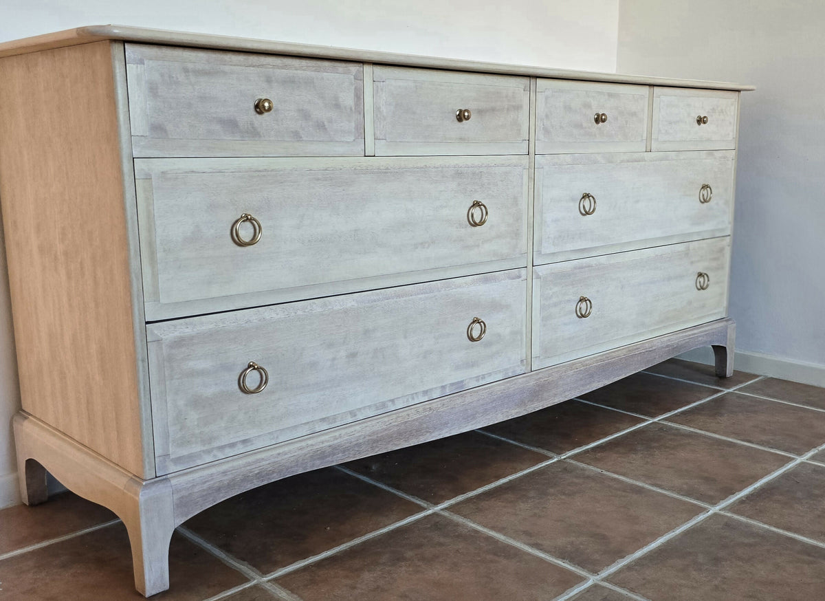 Stag Minstrel Captain Chest
