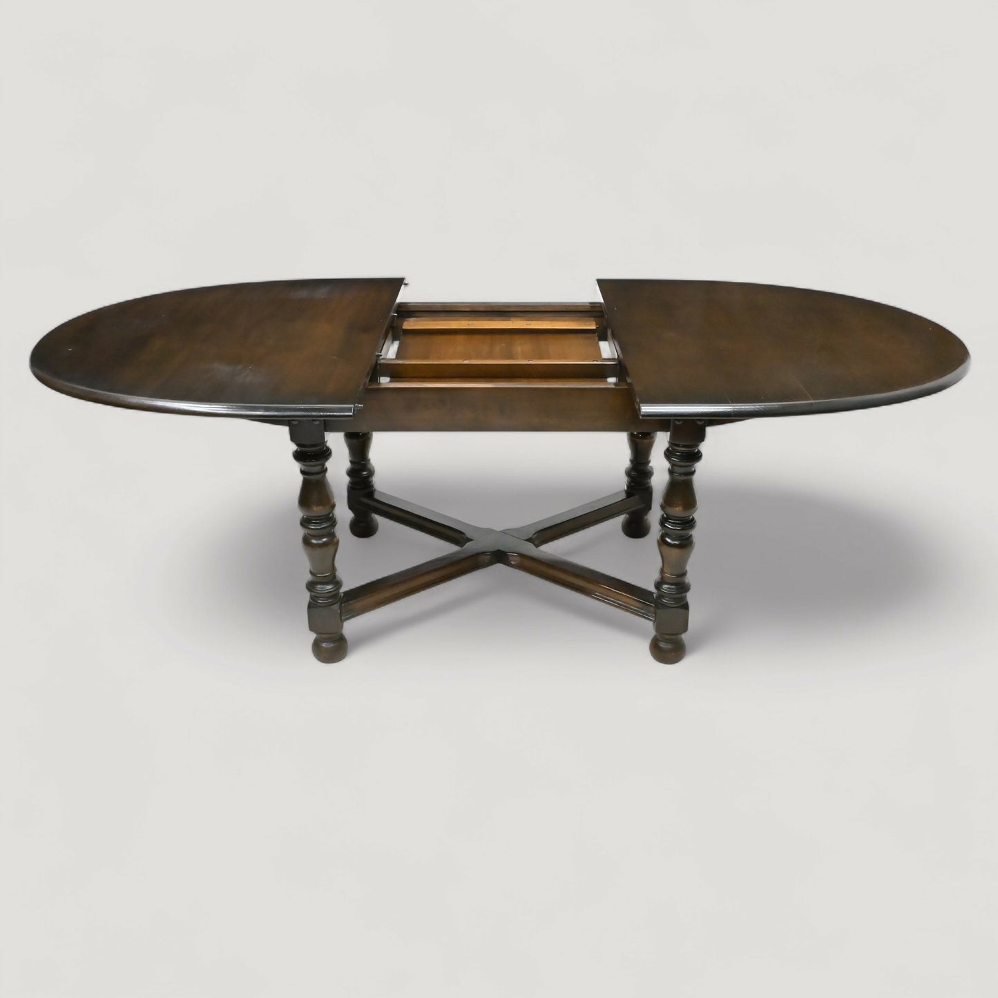 Ercol Woburn Extending Dining Table D End Seats 8-10 Model 705 FREE UK Delivery. SBR10930/1009E