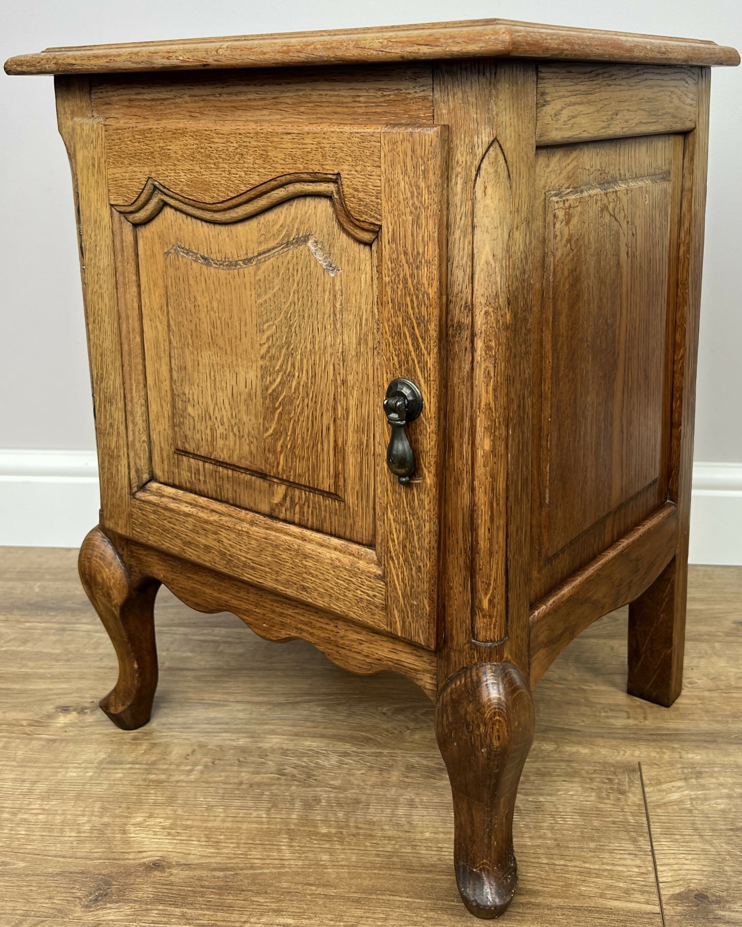 Pair of Bedside Tables Vintage French Louis Style Oak Nightstands Cabinets LOT 6309