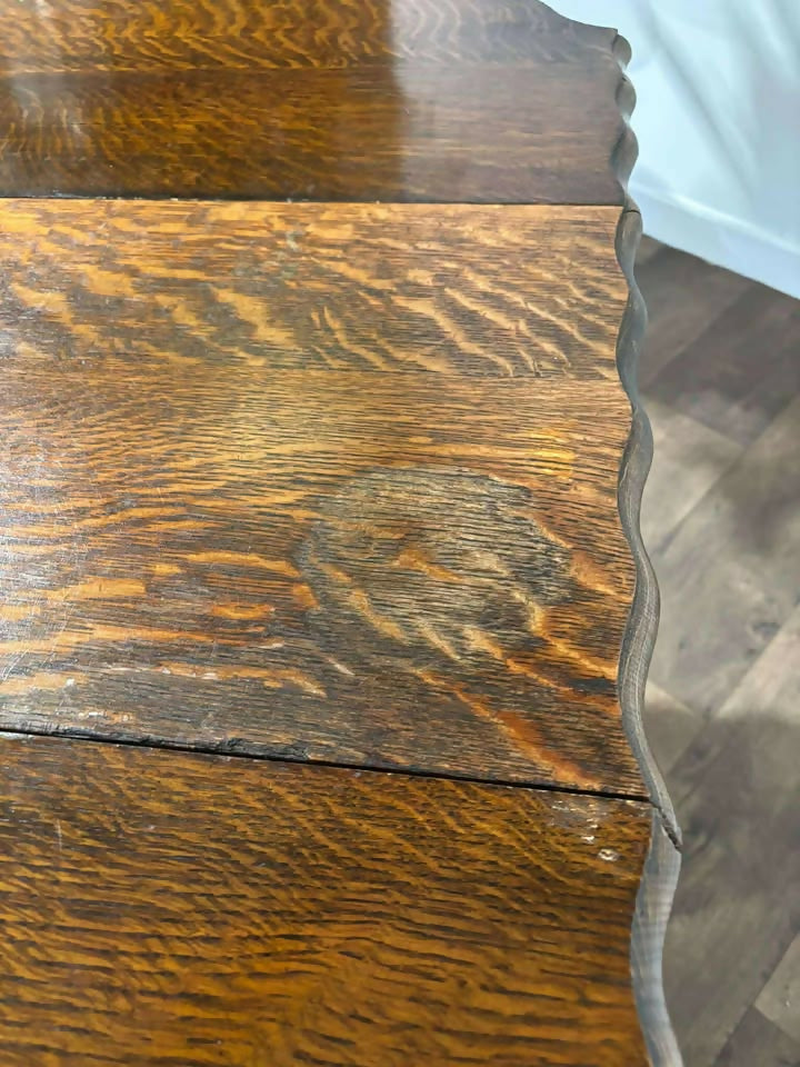 Vintage Oak Gateleg Table with Pie Crust Edge