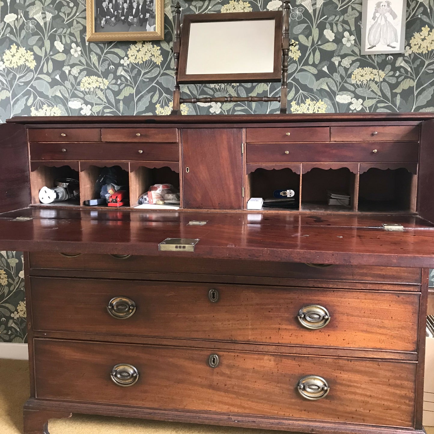 Georgian Sectretaire Chest of Drawers - mahogany 18th century