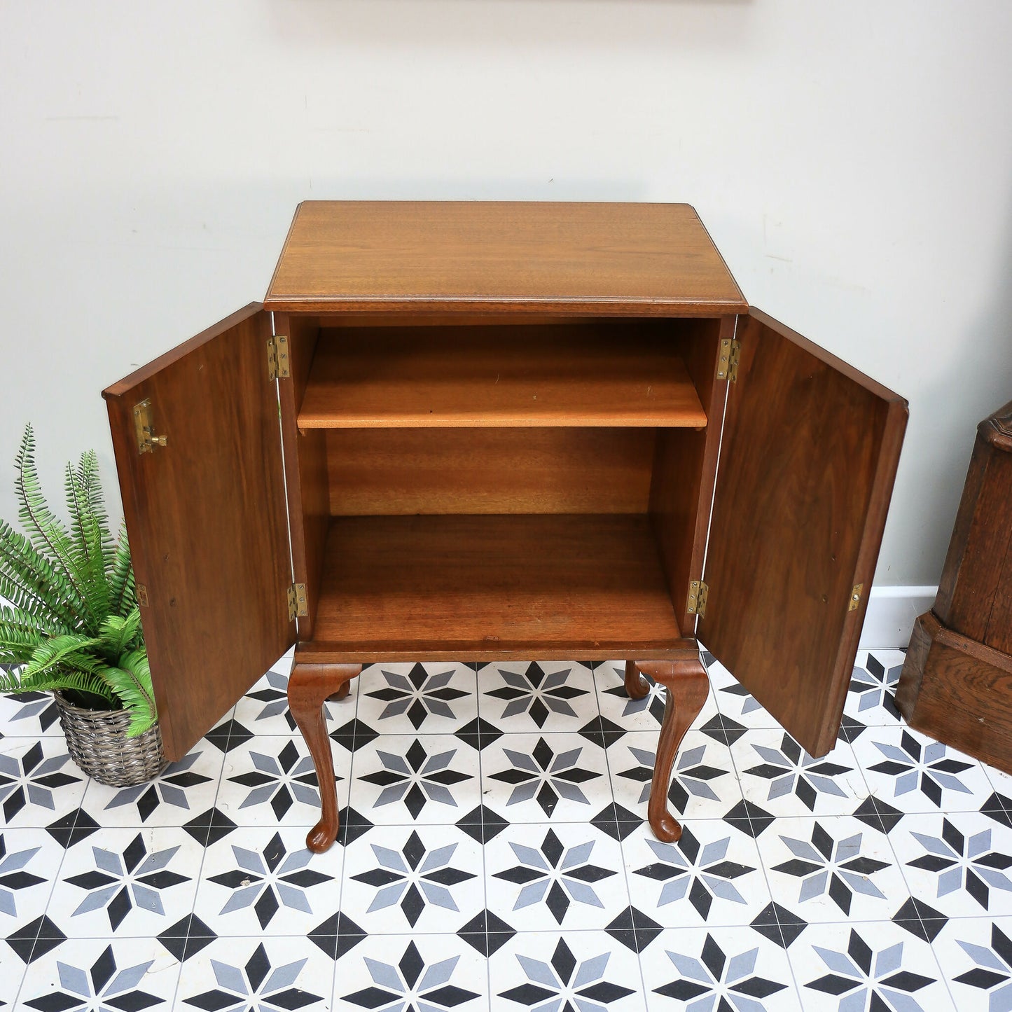 Cocktail Drinks Cabinet in a Queen Anne Style Burr Walnut Veneer Matched Doors