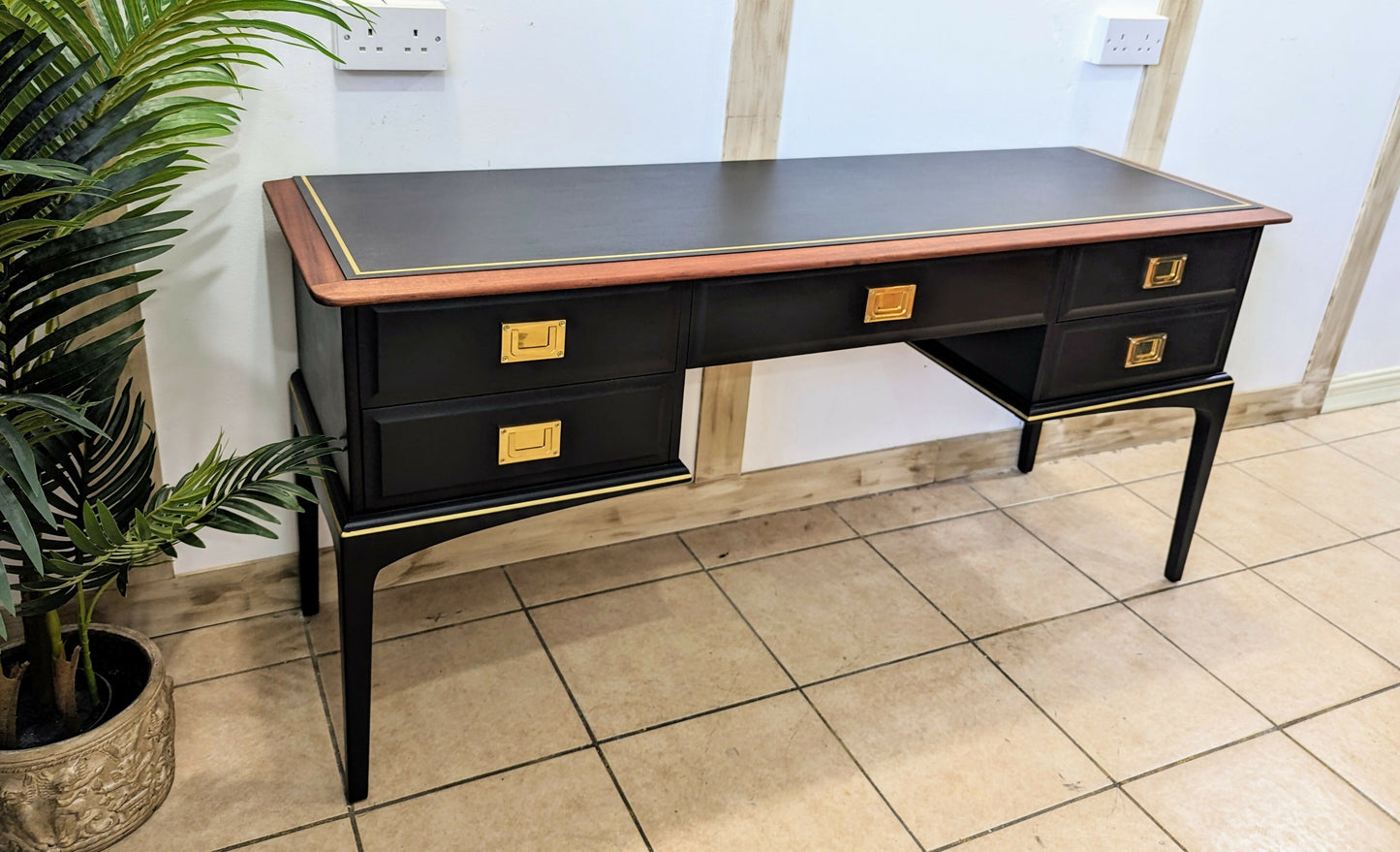 Stag minstrel black/ gold dressing table/desk