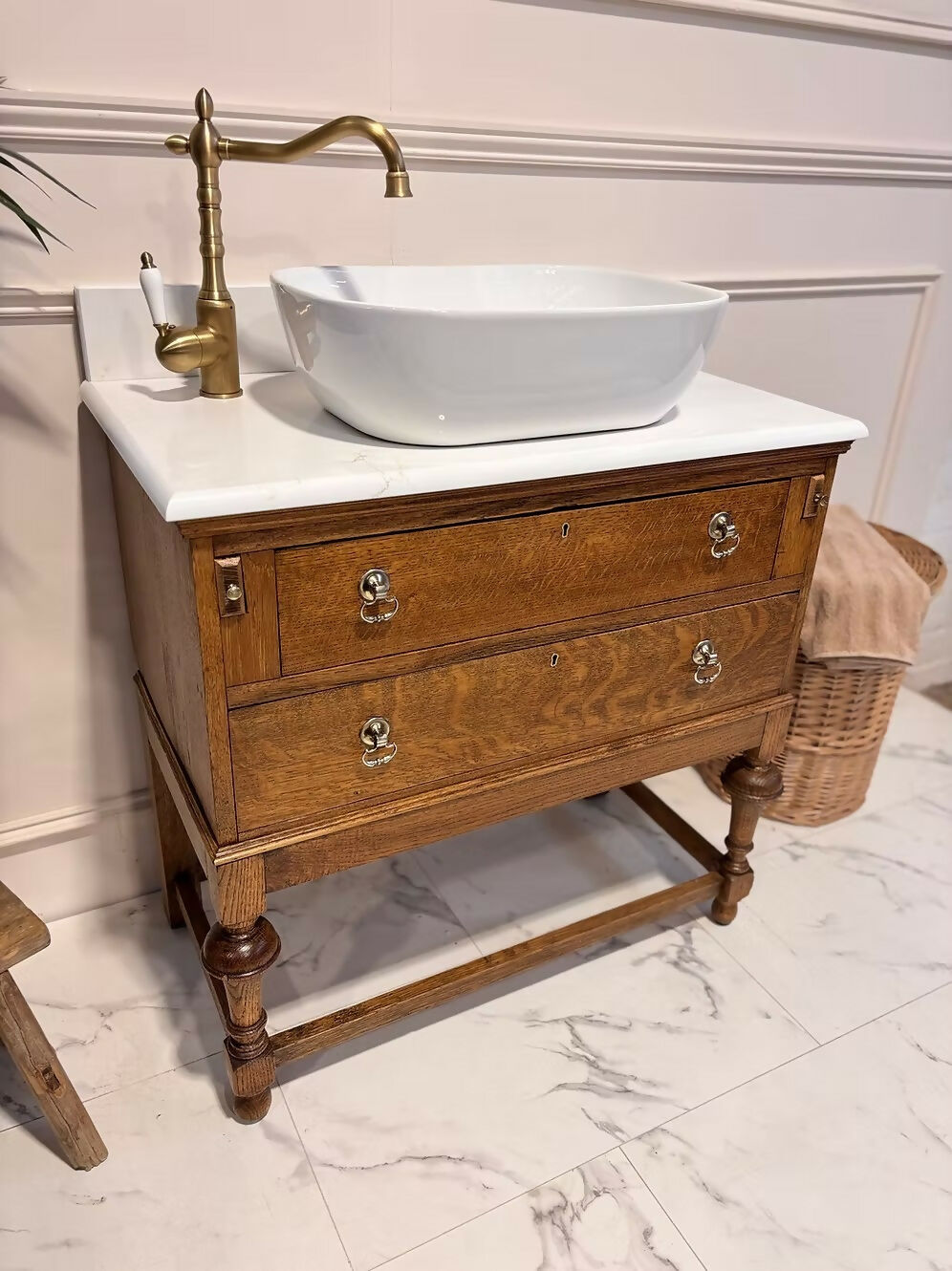 W79.3mm Oak Vintage Bathroom Vanity Unit With Sink