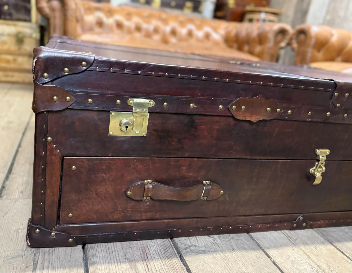 XXL Chestnut Brown Saddle Leather Reception Storage Trunk
