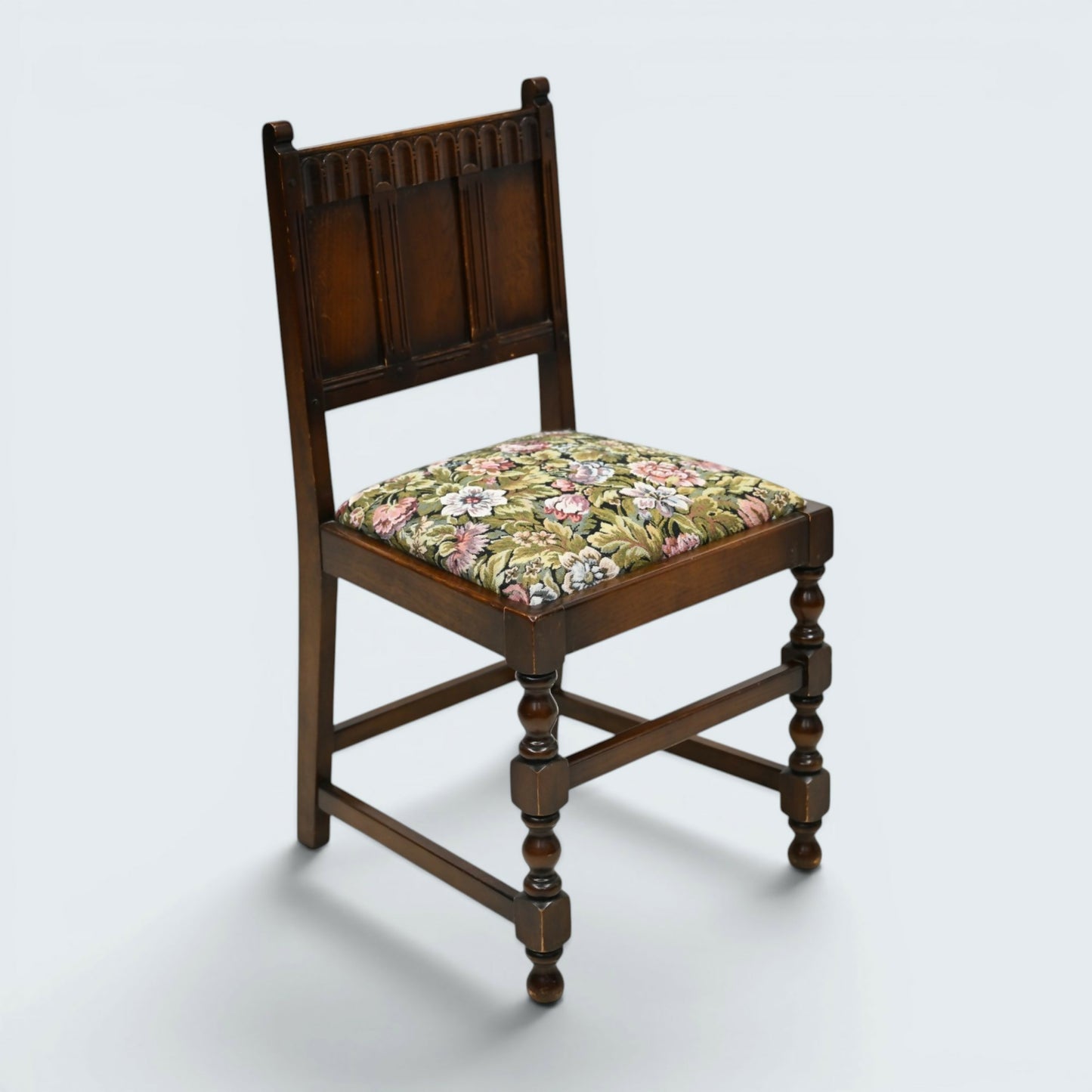 6 Old Charm Style Dining Chairs Upholstered Drop On Tudor Seats FREE UK Delivery