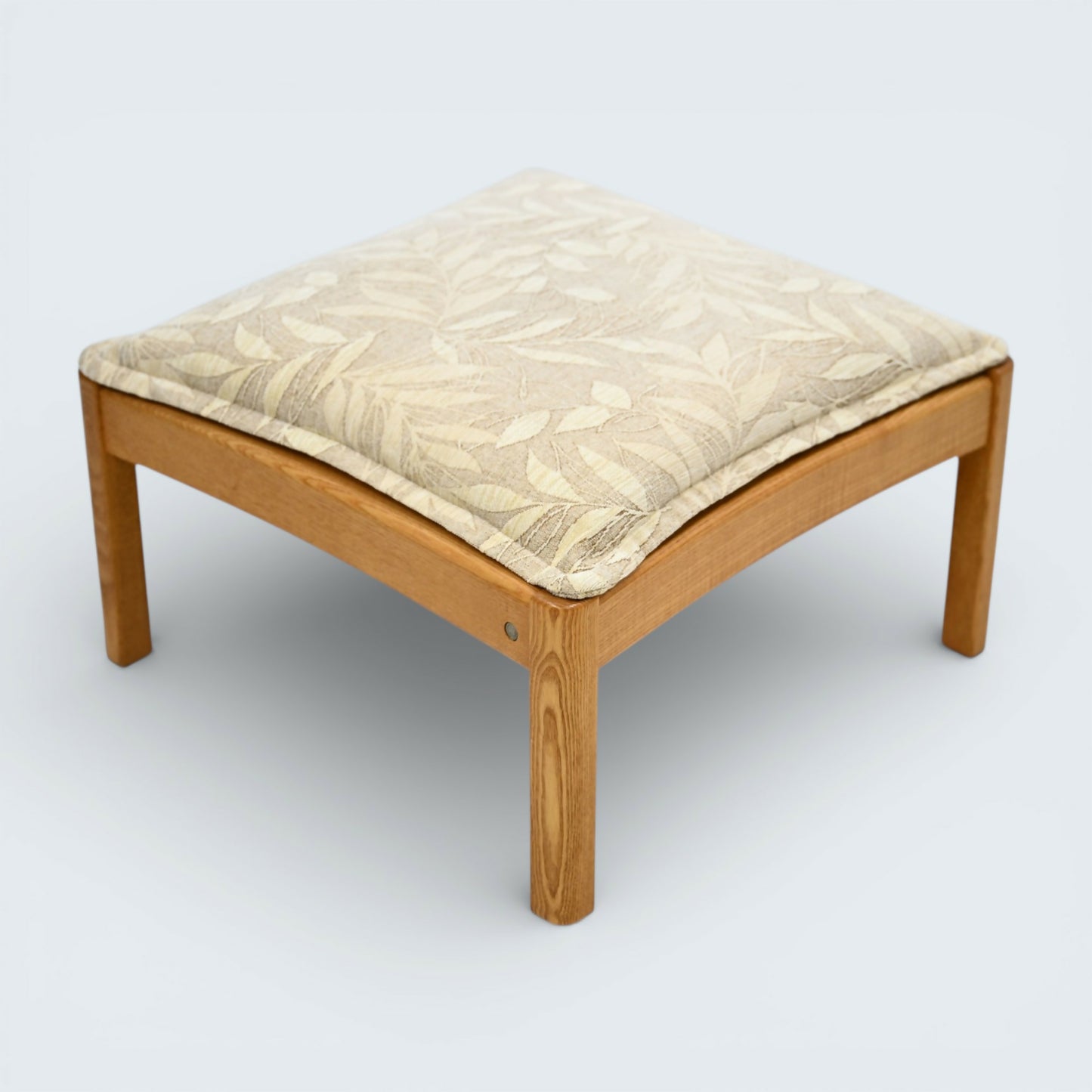 Ercol Extension Footstool Ercol's Light Finish Model 931 FREE UK Delivery