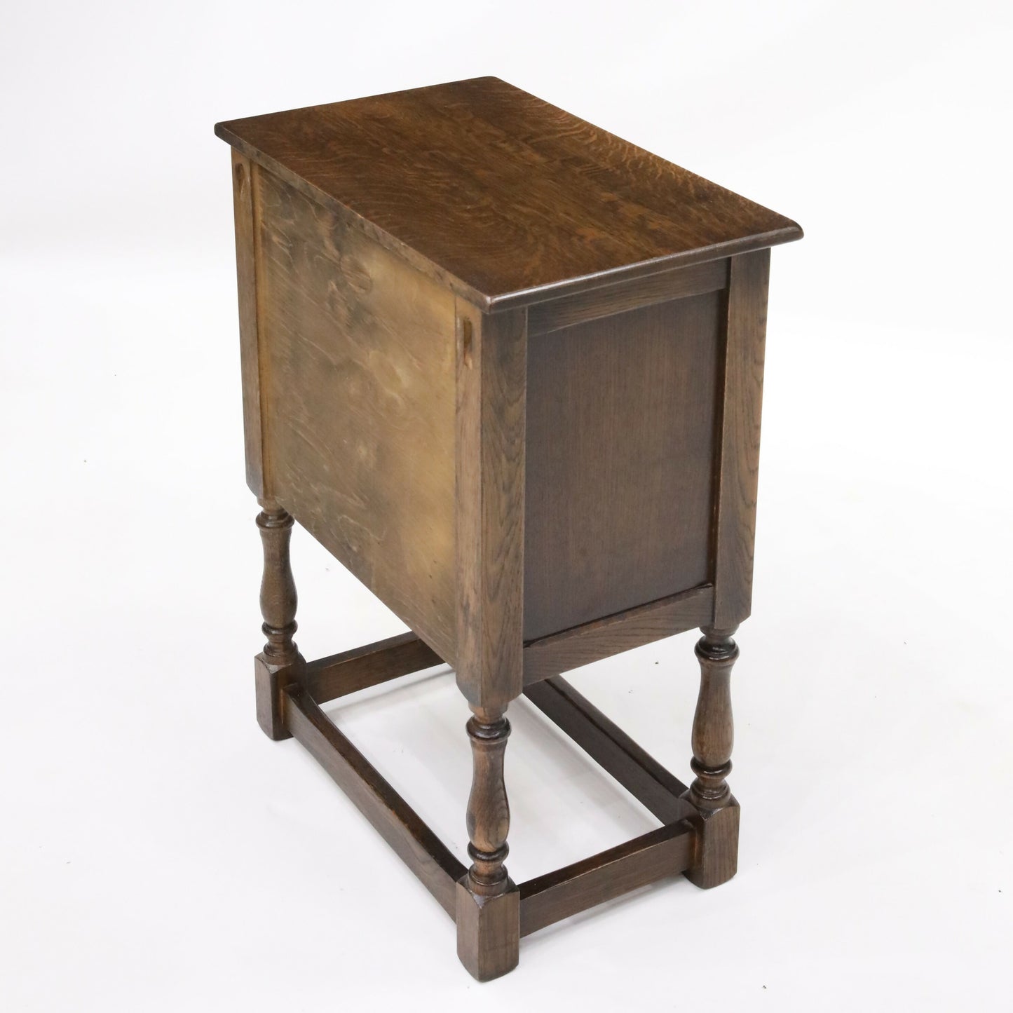 Old Charm Style Oak Pedestal Cupboard Bedside Cabinet Carved Doors FREE DELIVERY. SBR9516/0209D