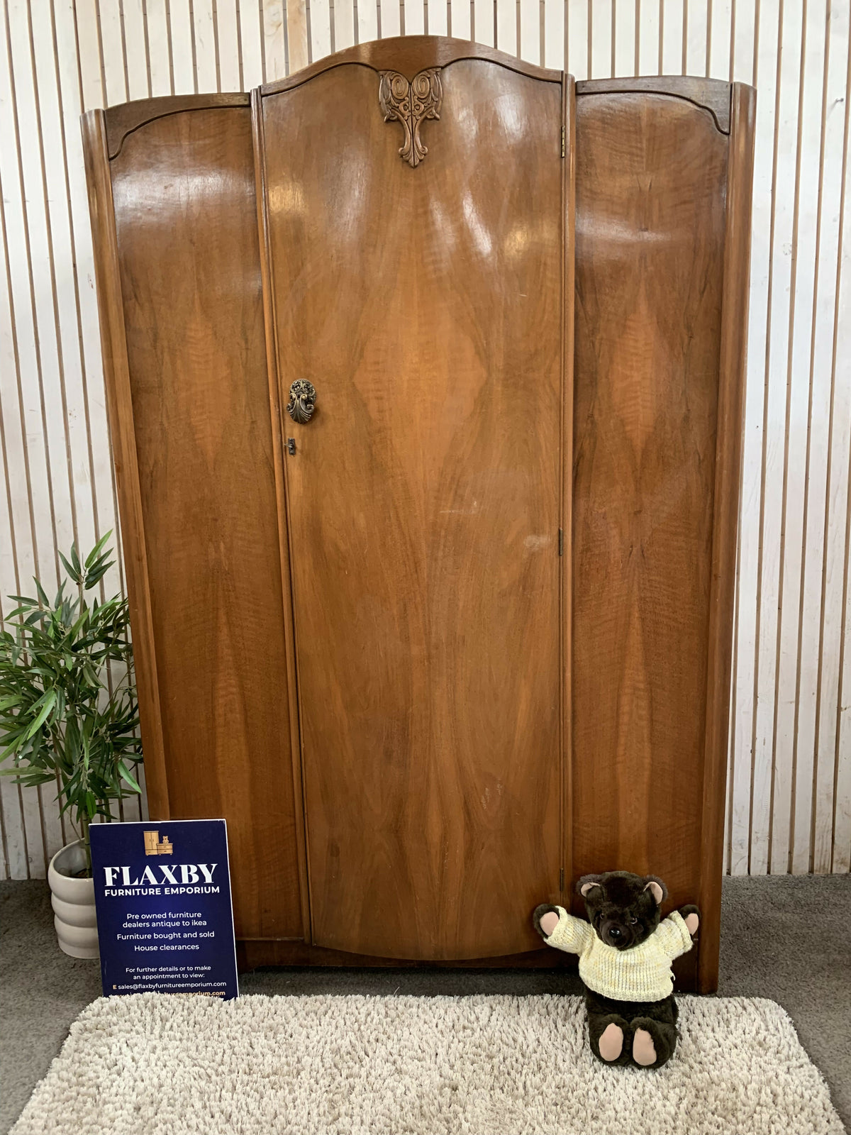 Mid Century B&E Furniture Figured Walnut 1 Door Wardrobe BS 1960