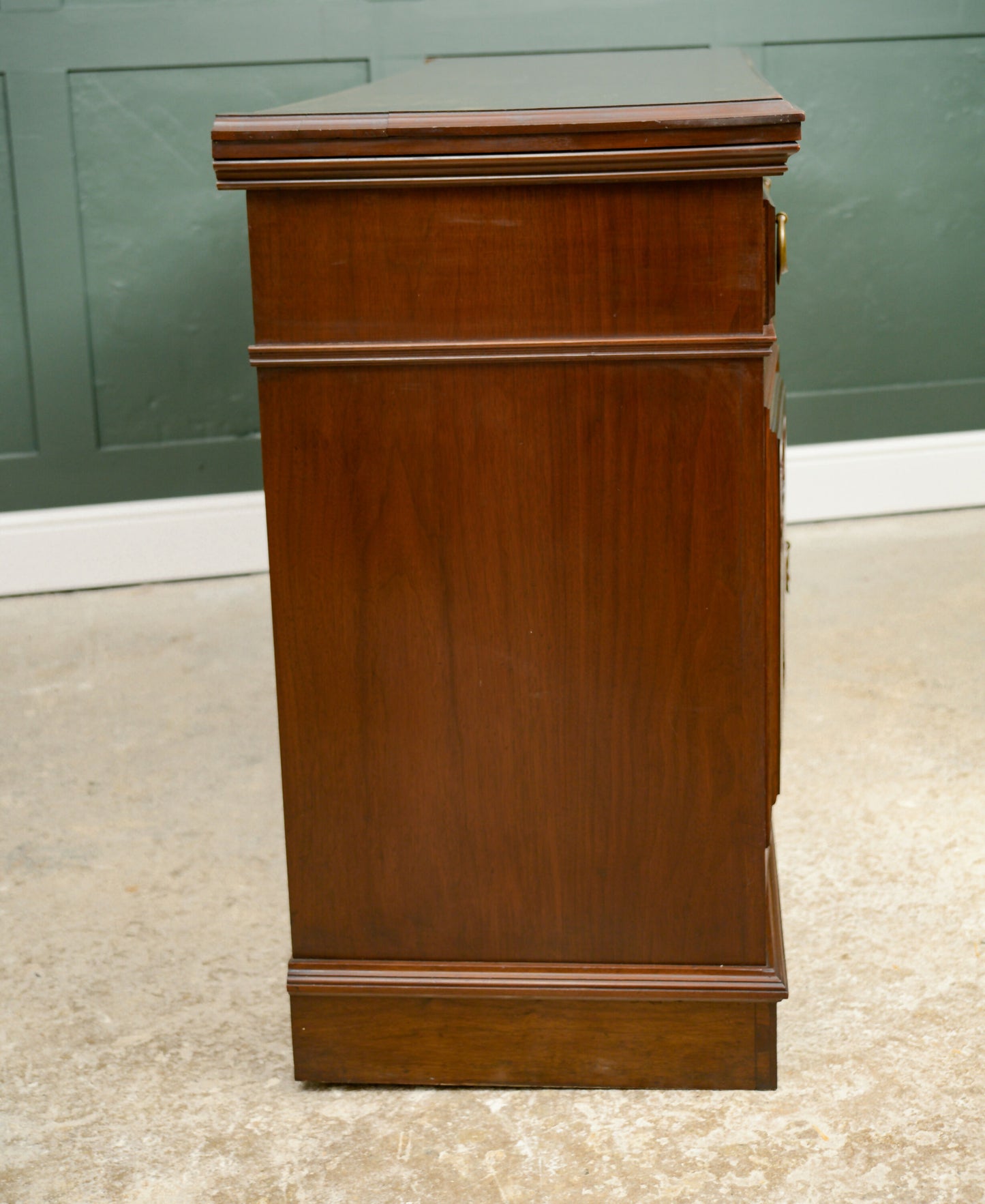 Mahogany Arts & Crafts Sideboard Buffet with Mirror Back Top