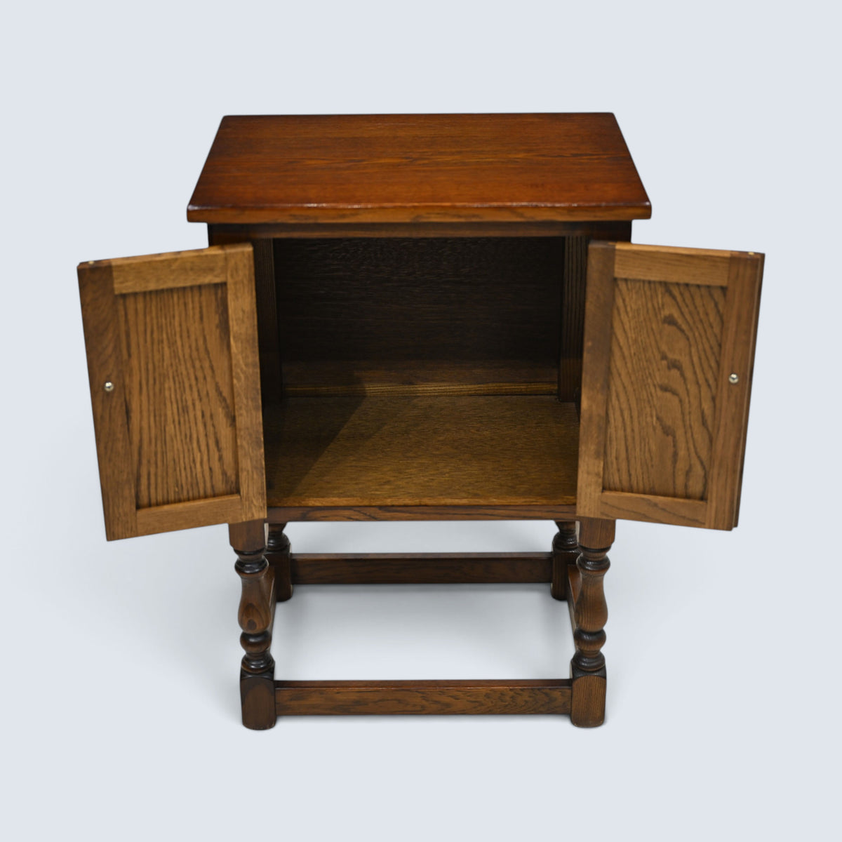 Old Charm Pedestal Cabinet/Side Cupboard Model 1582 FREE UK Delivery*