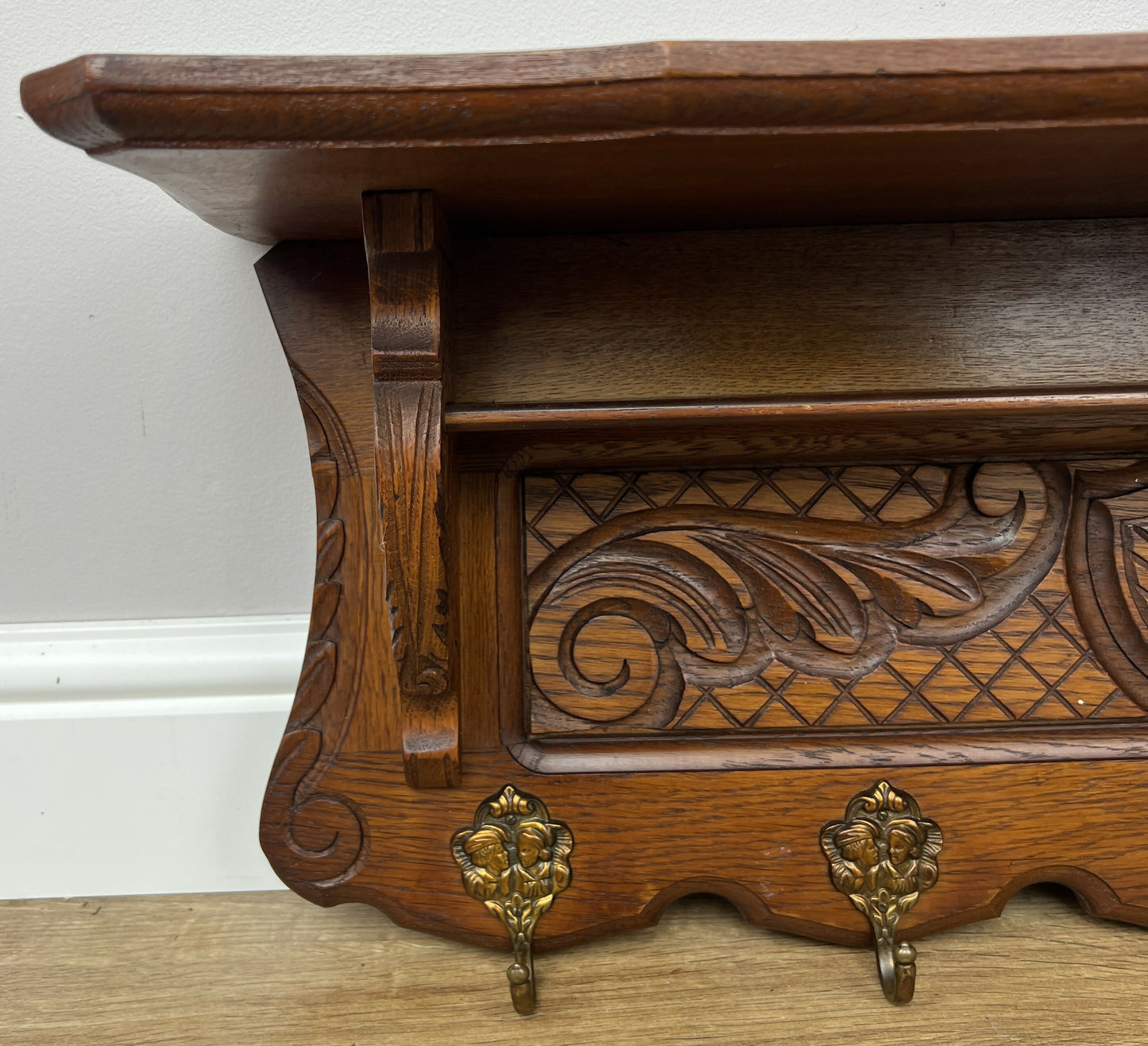Coat Rack Vintage French Oak Wall Mounted 5 Hooks Carved Rack Hanger LOT 6294