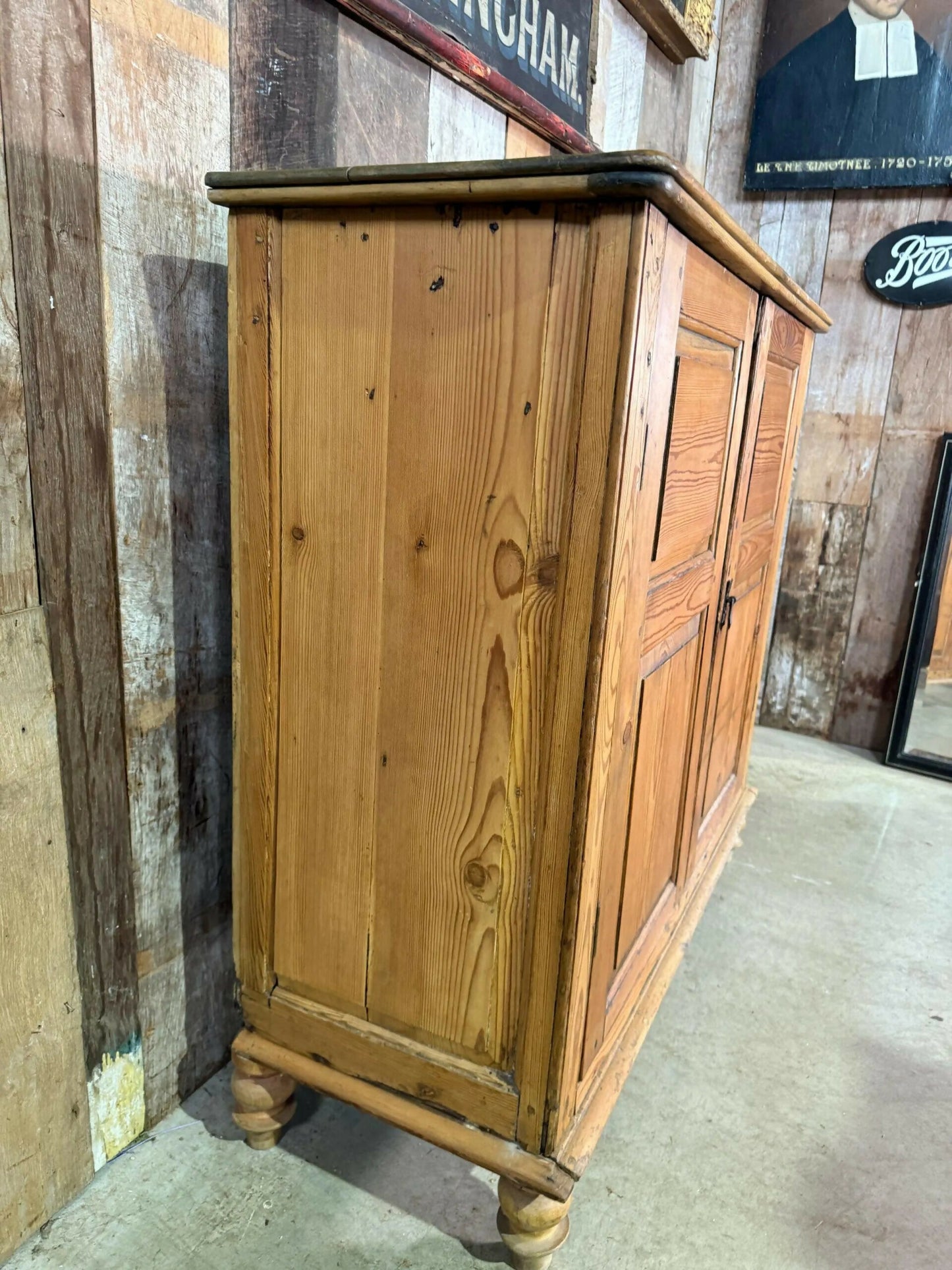 Antique Early Victorian Pine Narrow Estate Hall Linen Housekeeper Pantry Cupboard, C.1830