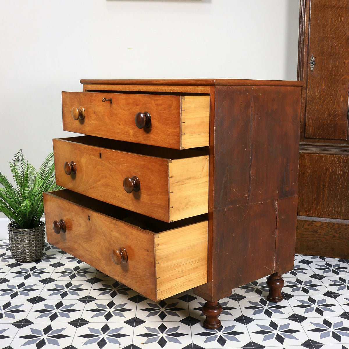 Antique Chest of Drawers 3 Graduated Drawers Splits in Two for Tight Spaces