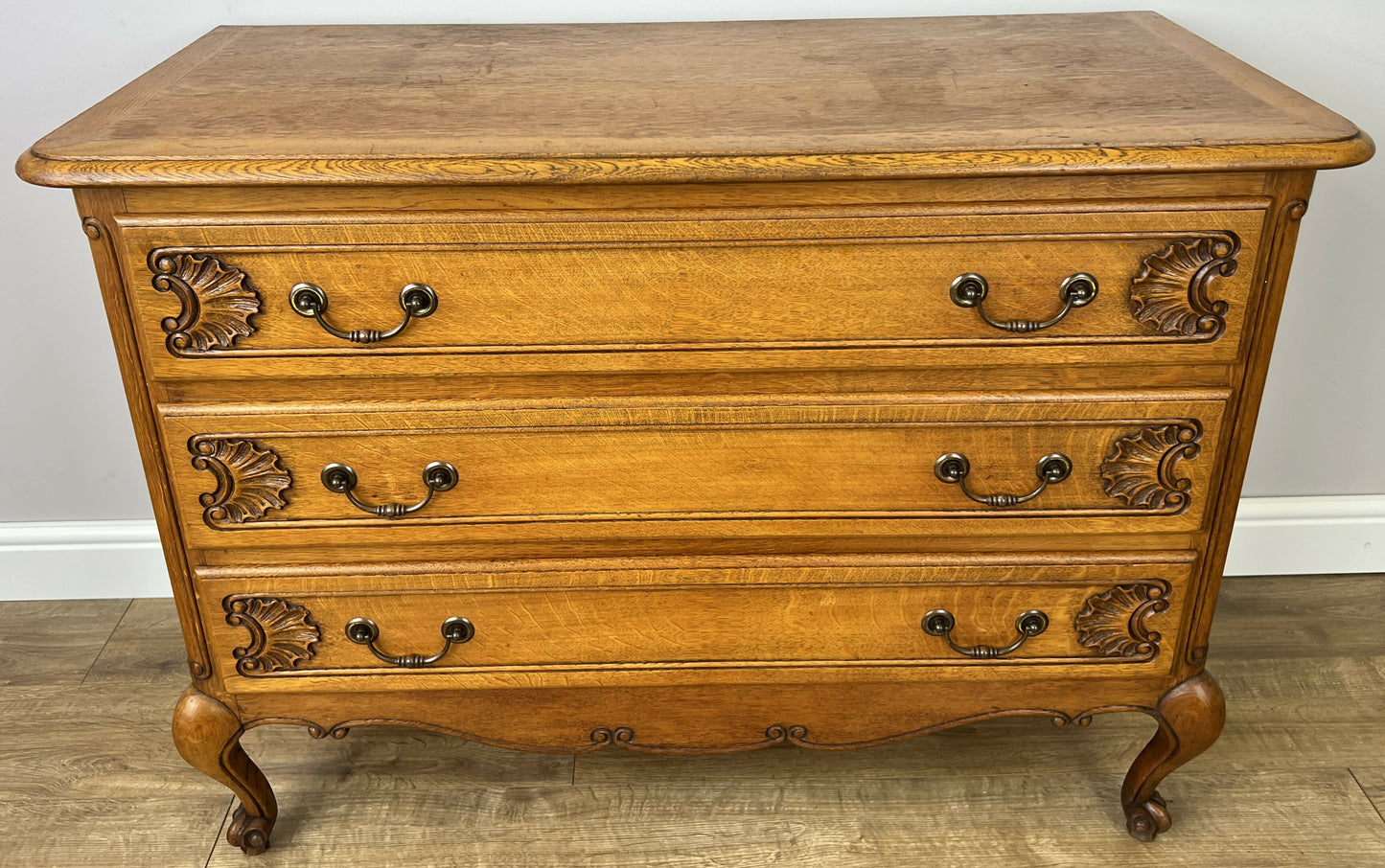Chest of Drawers Vintage French Louis Oak 3 Drawers Carved Cabinet LOT 6259