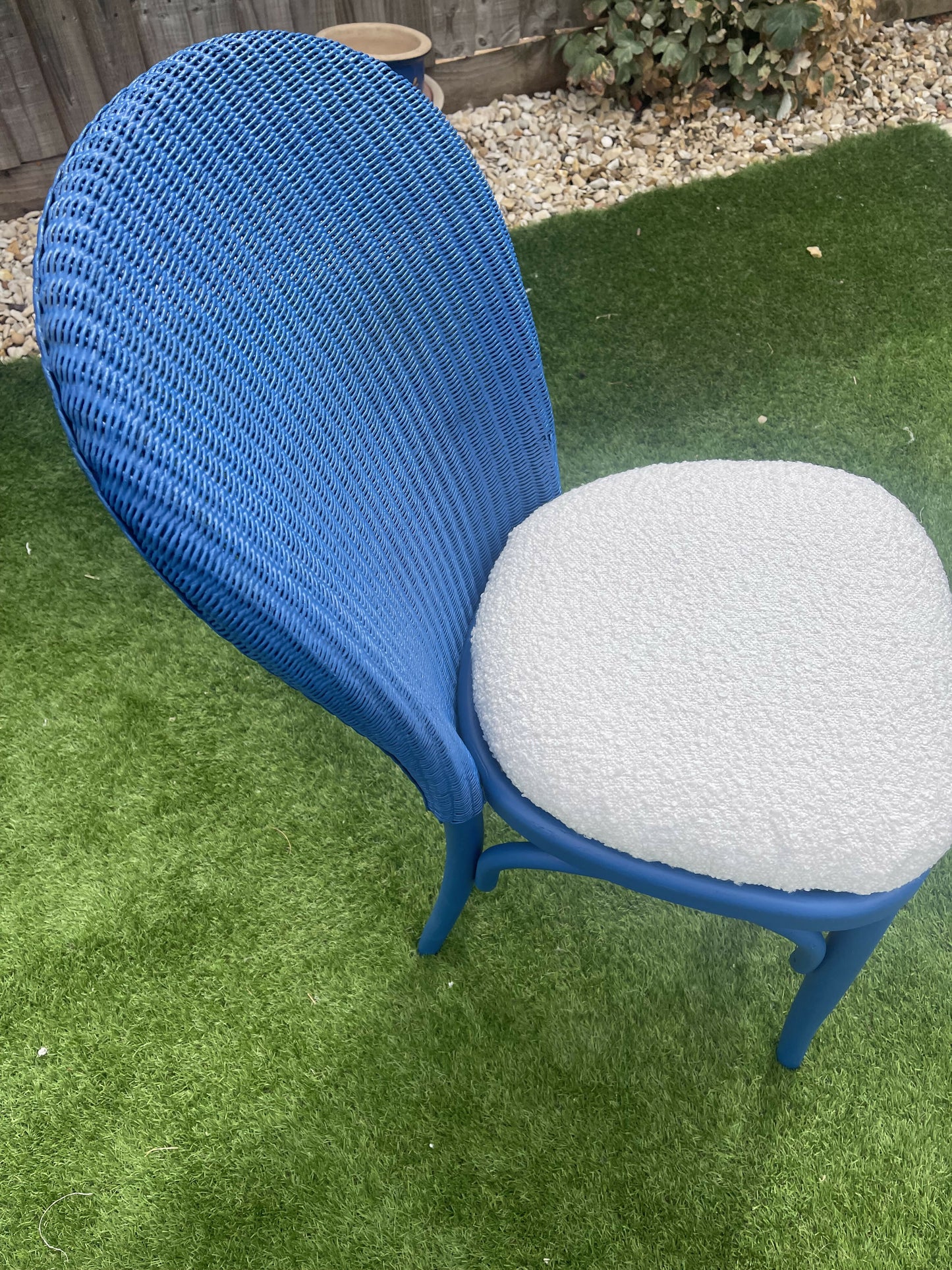 Lloyd loom dining/ accent chairs. Different colours. Different fabric. Choose the combination