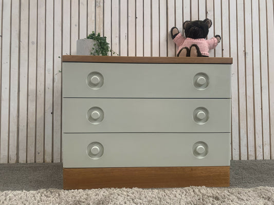 Retro Stag Nocturne Chest of 3 Drawers white and oak.
