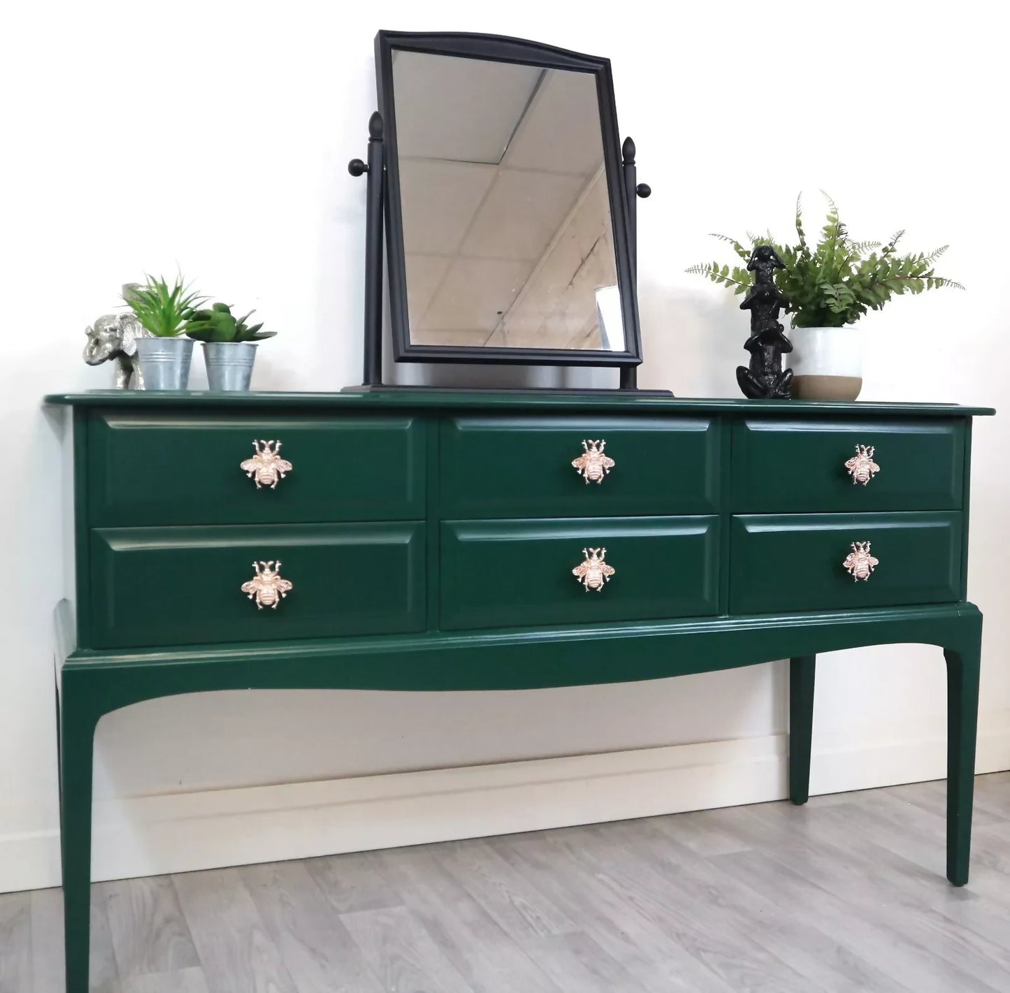 Stag Minstrel 6 Drawer Console Table , Dressing Table Sideboard Chest Of Drawers
