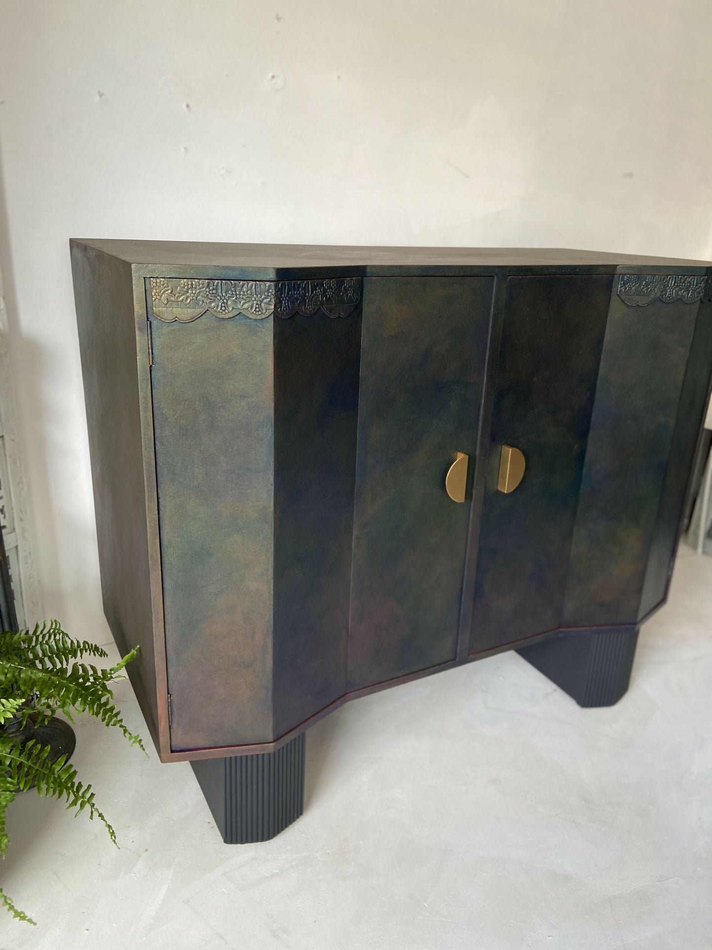 Black Vintage Sideboard / Drinks Cabinet