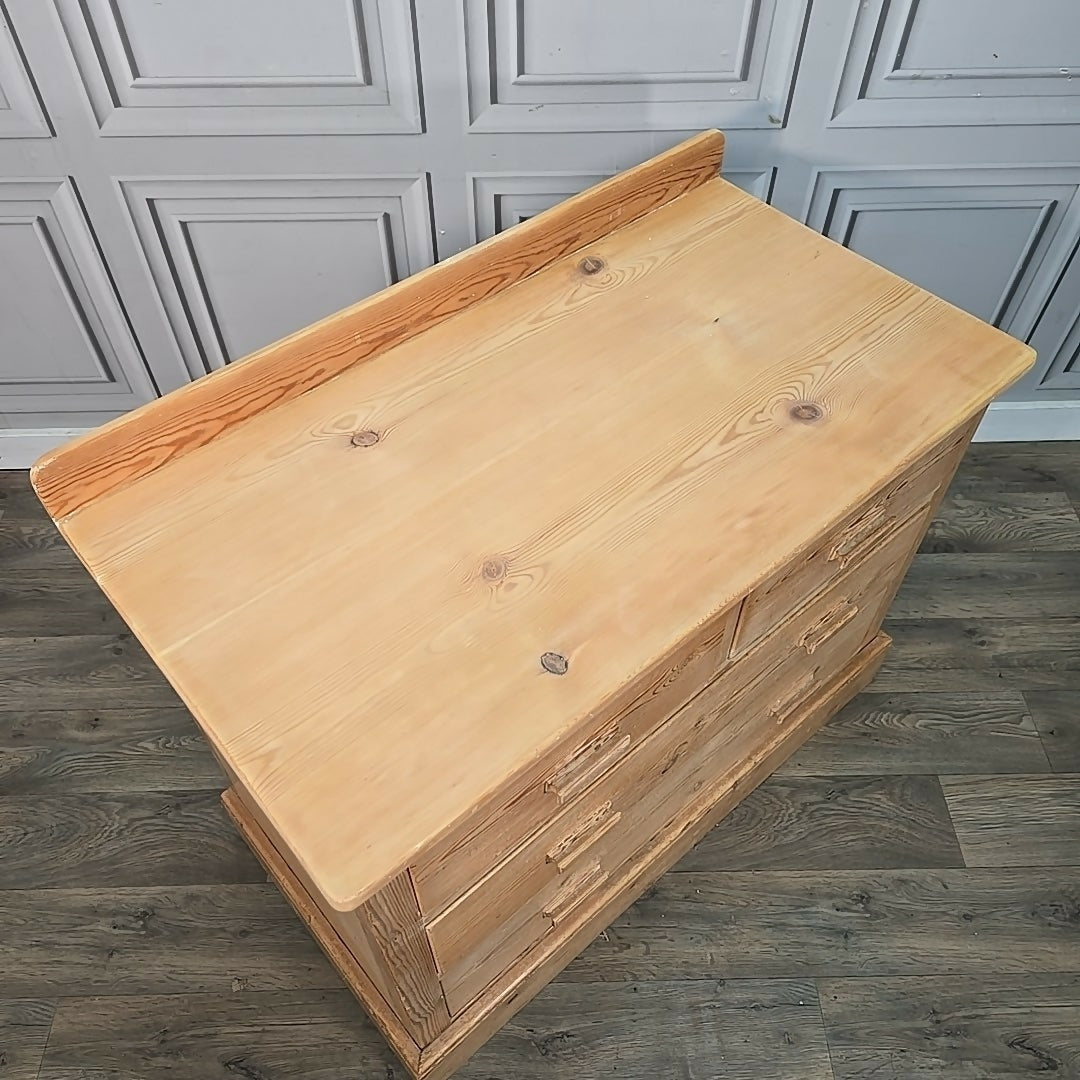 Vintage Chest of Drawers – Solid Pine - Rustic Farmhouse 4 Drawer Storage