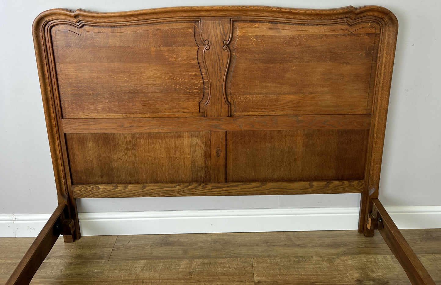 Bed Vintage French Louis XVI Oak Double Bed Frame Carved Headboard LOT 6382