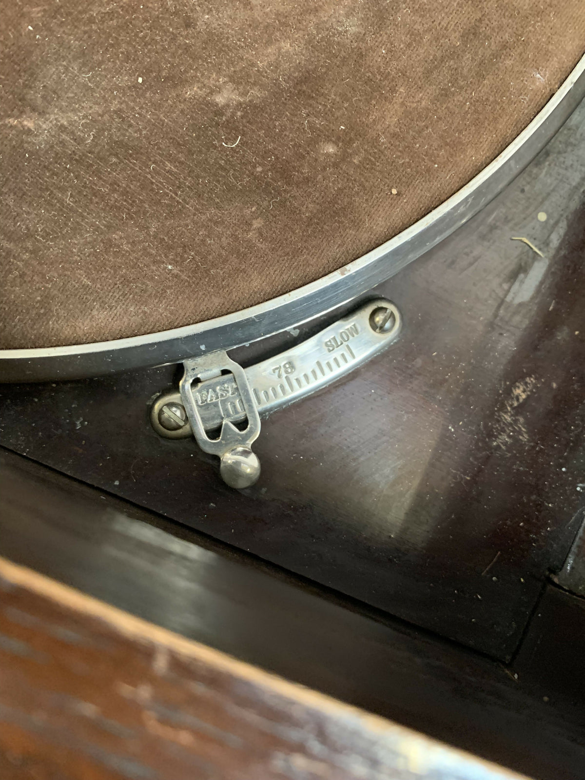 Vintage 1920s C H Gilbert & Co Sheffield Cabinet Gramophone Tone Reflector