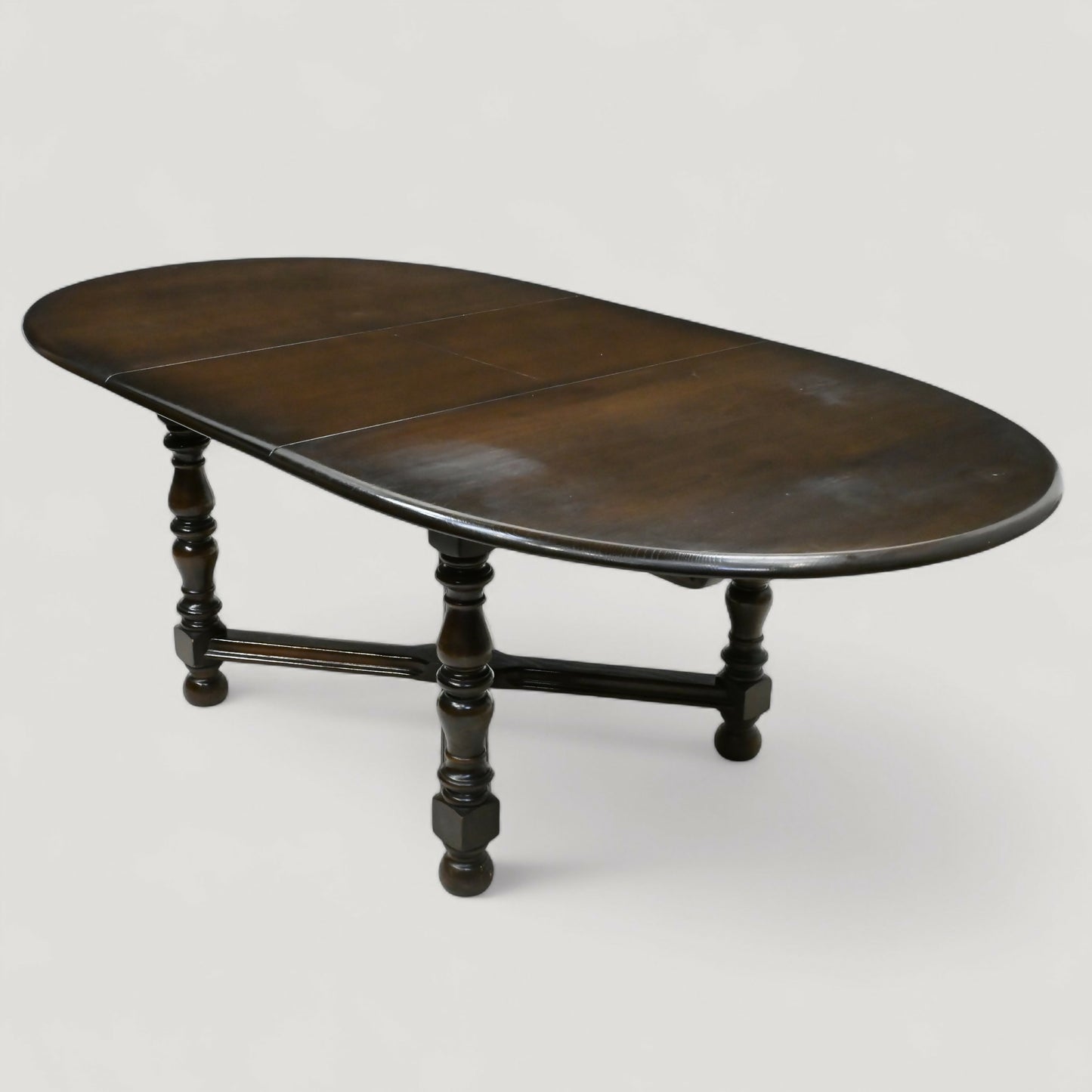 Ercol Woburn Extending Dining Table D End Seats 8-10 Model 705 FREE UK Delivery. SBR10930/1009E