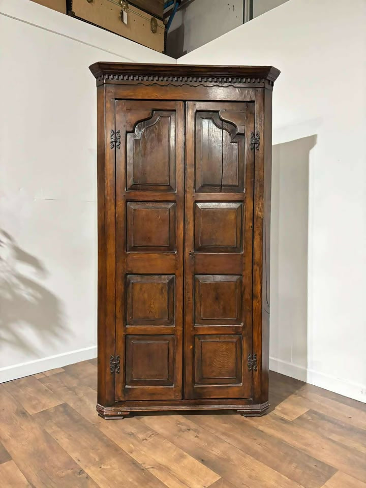 George III Oak Freestanding Corner Cupboard