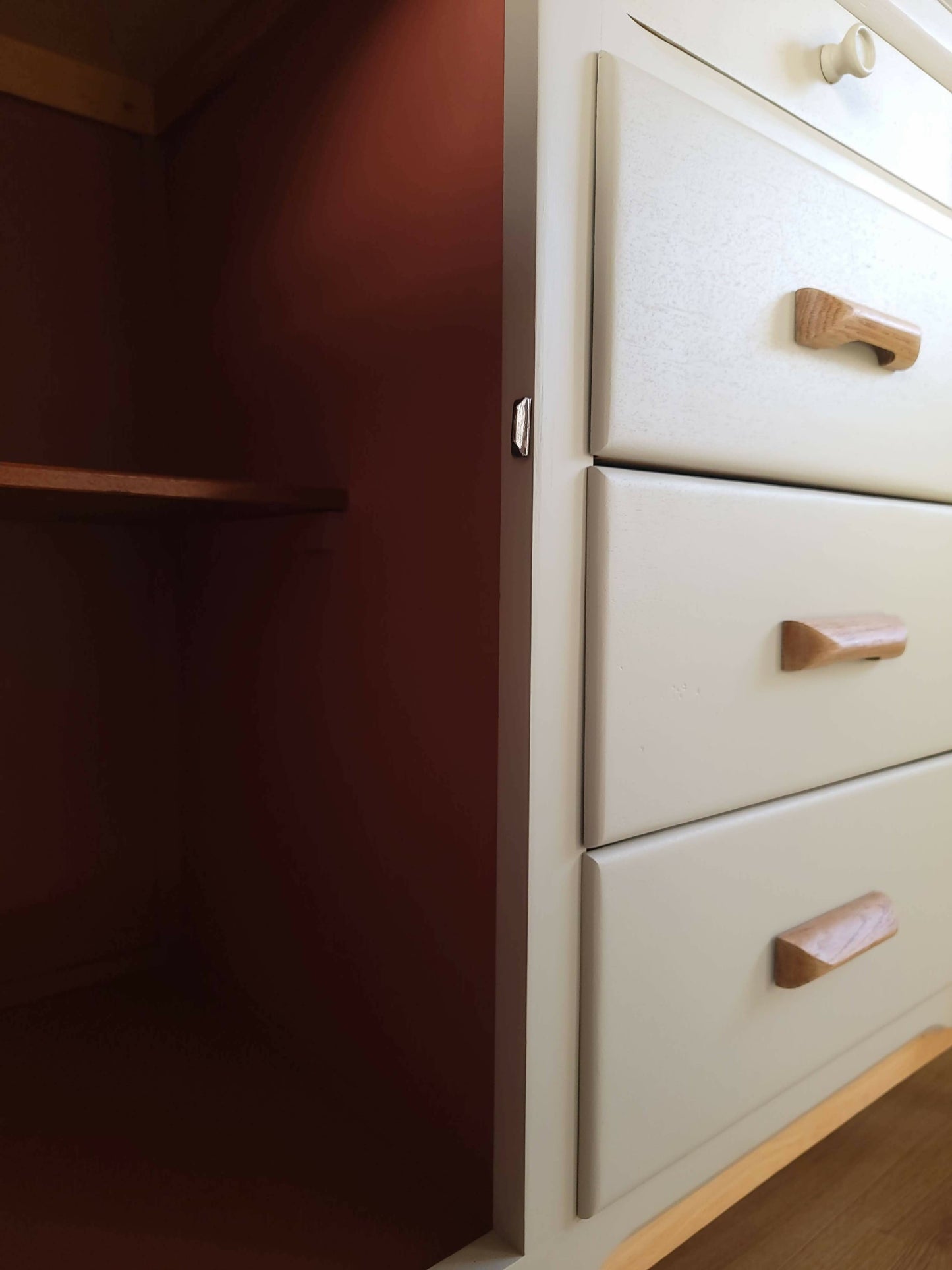 Sherbet sideboard inside cupboard