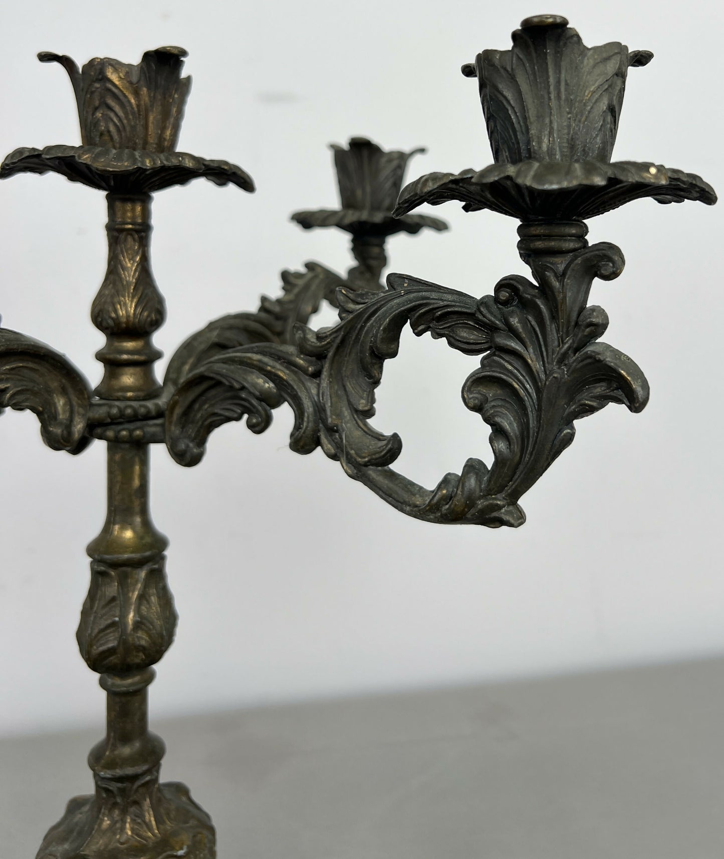 Candelabra Vintage French Style Metal Five Arm Ornate Candle Holder LOT 6424