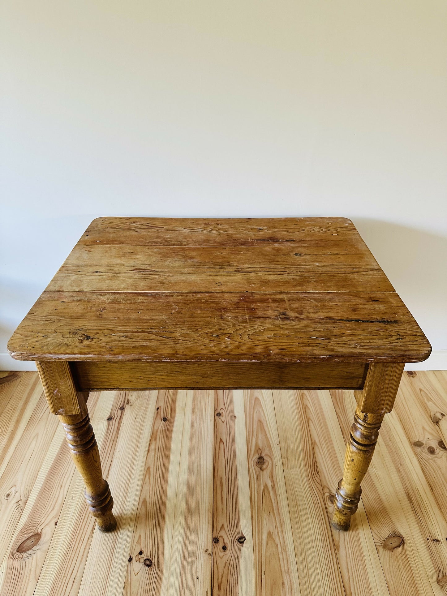 Antique Pine Table Scrub Top Rustic Kitchen Stripped Dining Table