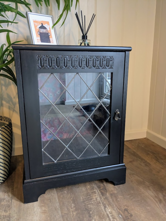 upcycled black drinks cabinet R10032 7