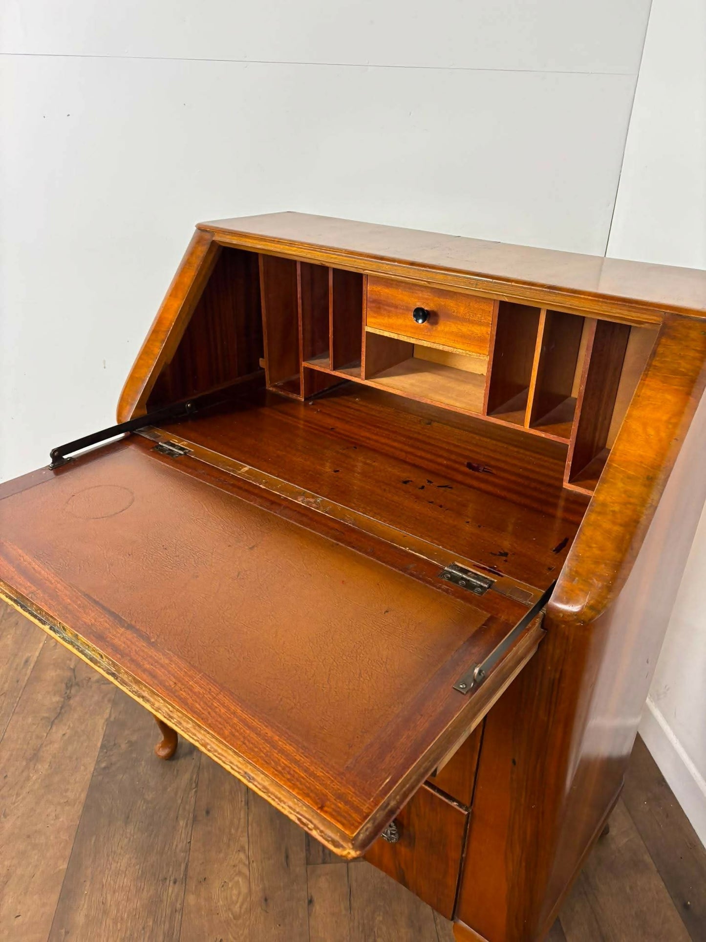 Early 20th Queen Anne Style Figured Walnut Bureau