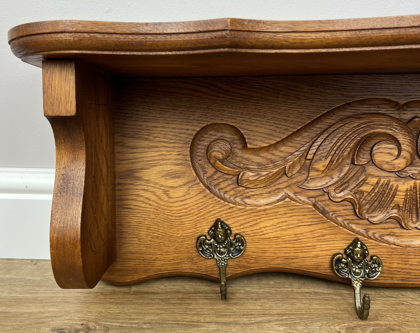 Coat Rack Vintage French Oak Wall Mounted 4 Hooks Carved Rack Hanger LOT 6293
