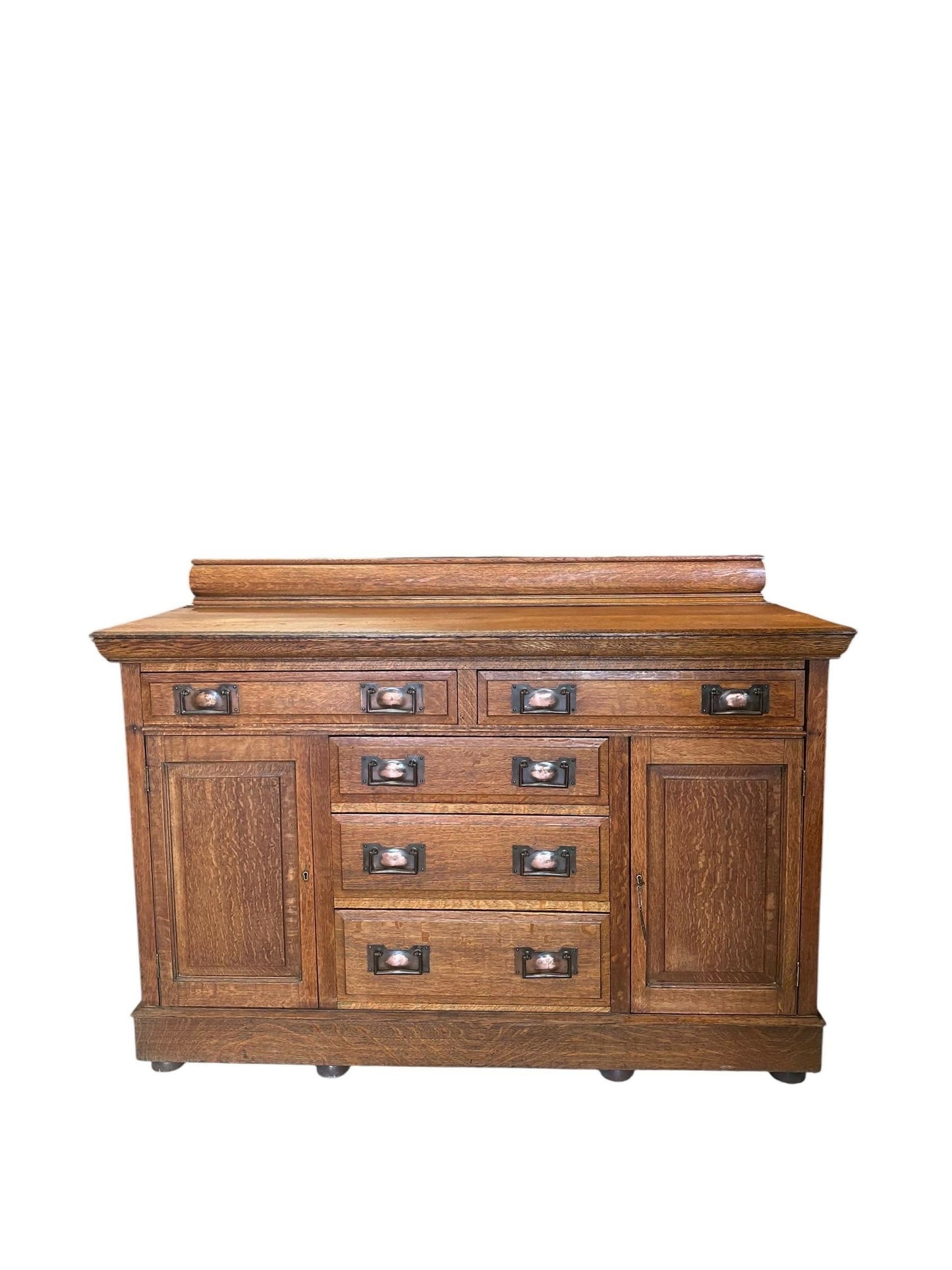 Vintage Oak early 20th Arts & Crafts period sideboard cupboard