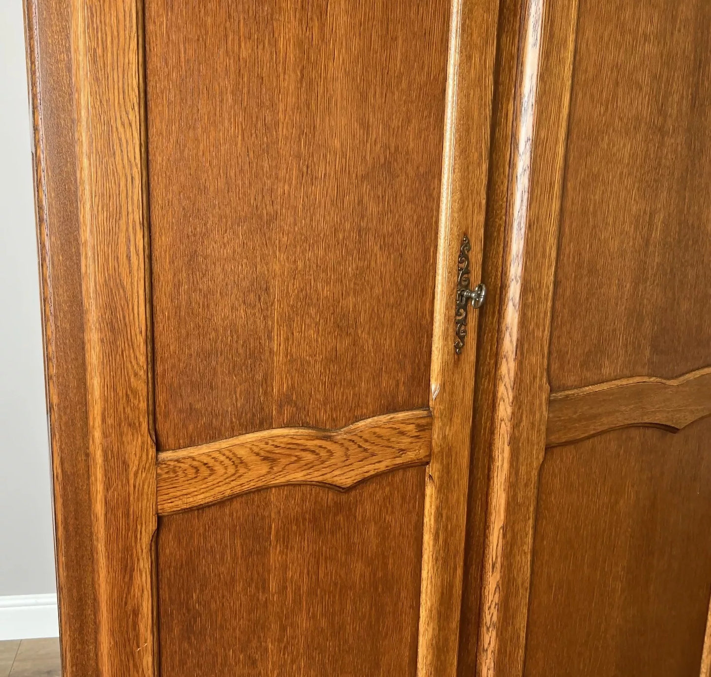Wardrobe Vintage French Louis XVI Style Oak Four Door Carved Armoire LOT 6131