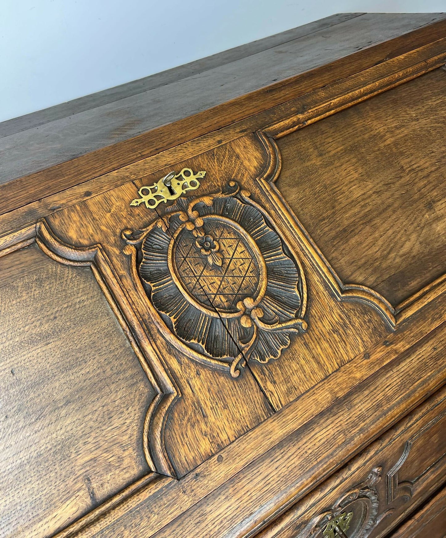 Chest of Drawers Vintage French Oak 3 Drawers Bureau Desk Cabinet LOT 2169
