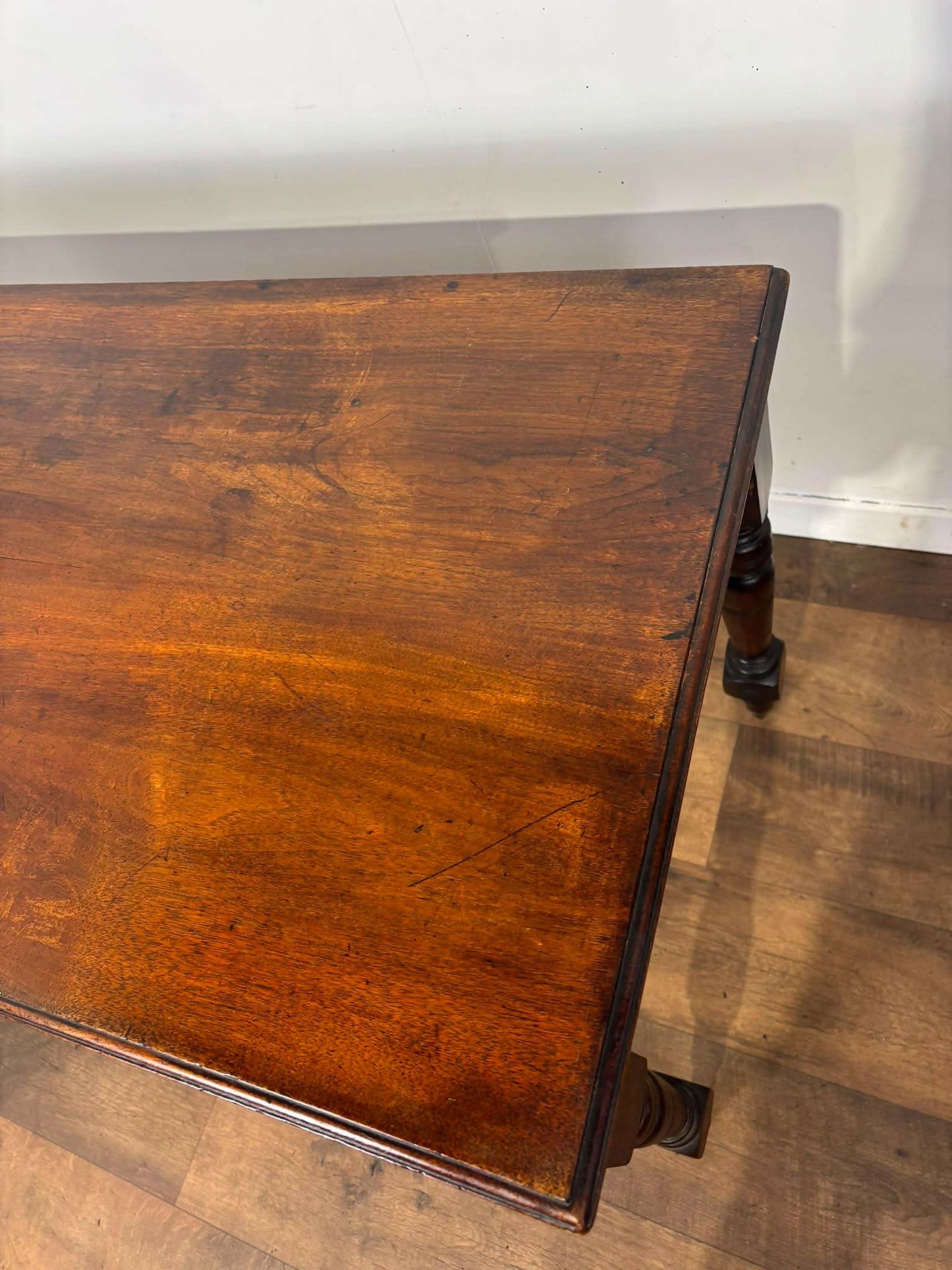 Edwardian Red Walnut Ladies Writing Table