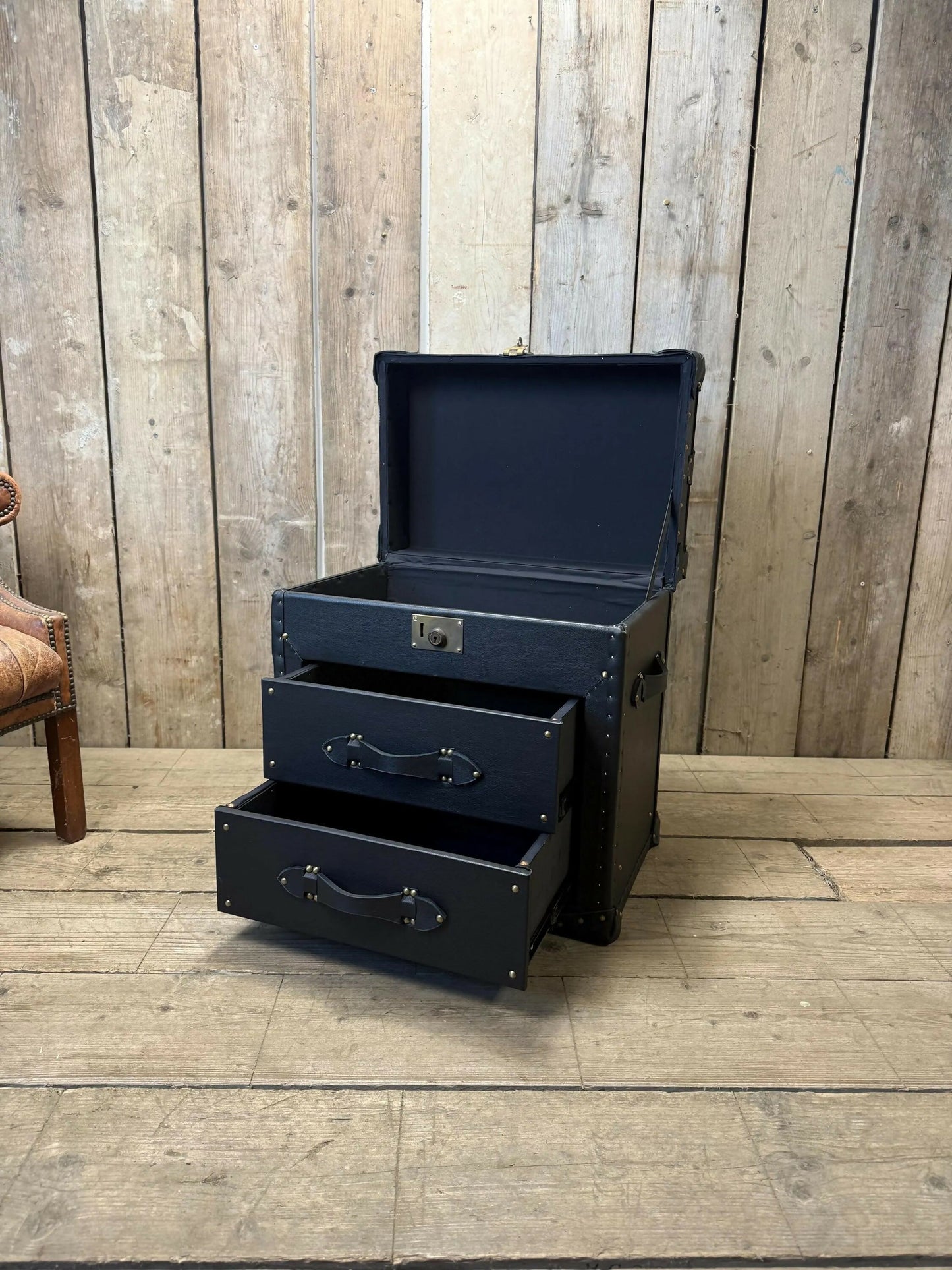 Leather 2 Draw Accent Blue Vintage Storage Trunk End Table