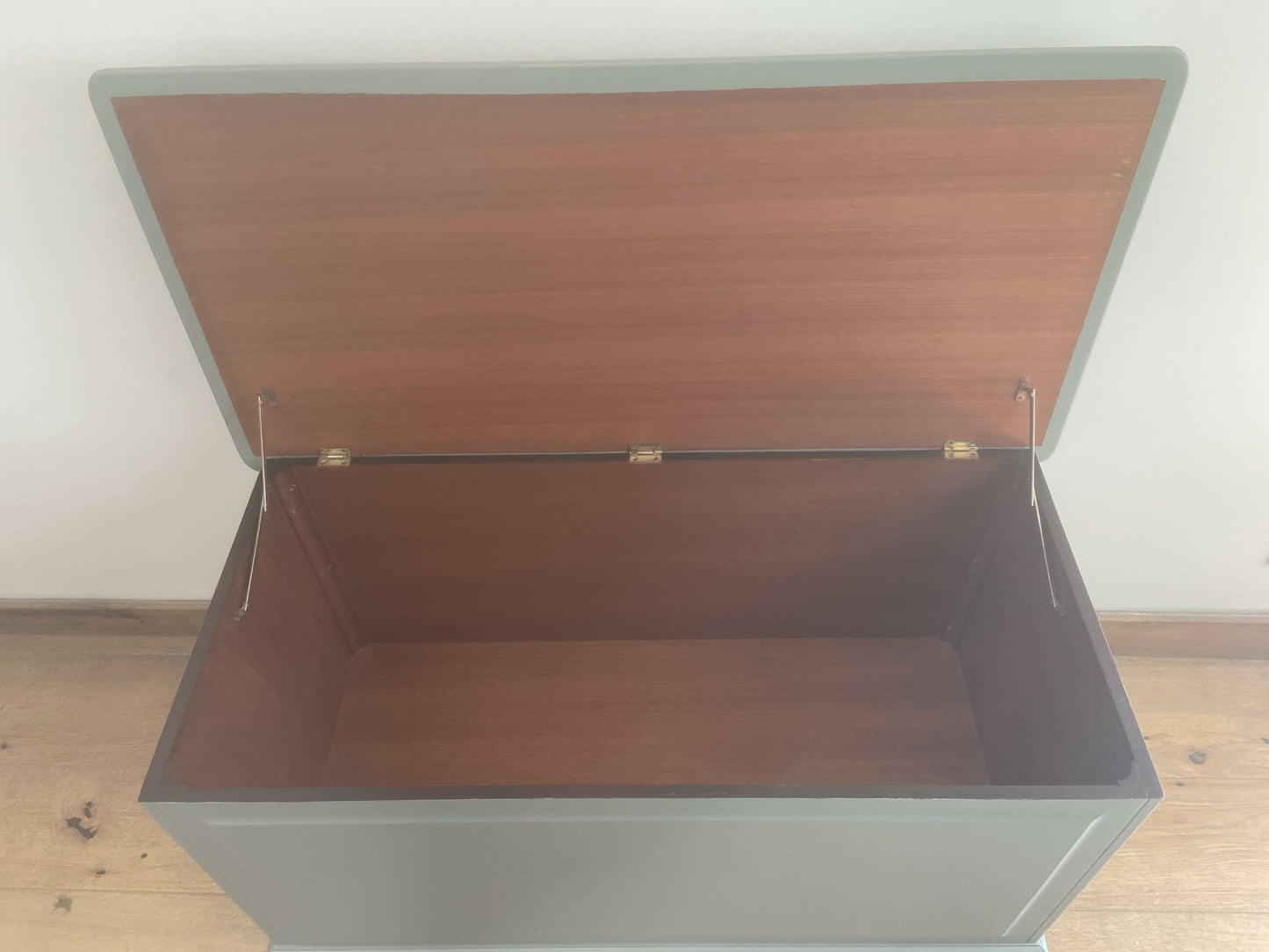 Stag green blanket box