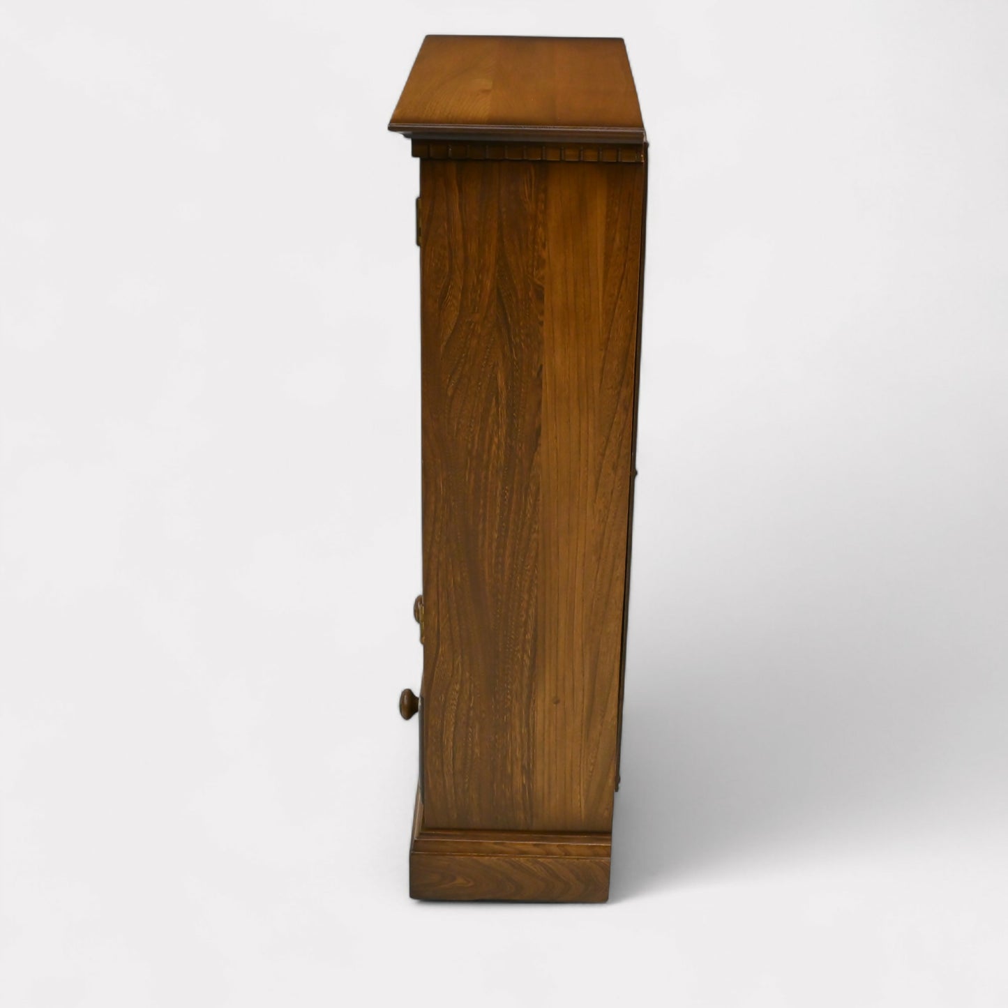 Ercol Narrow Slim Cabinet Golden Dawn Finish CD Storage EXC FREE UK Delivery*. SBR10336/1504E