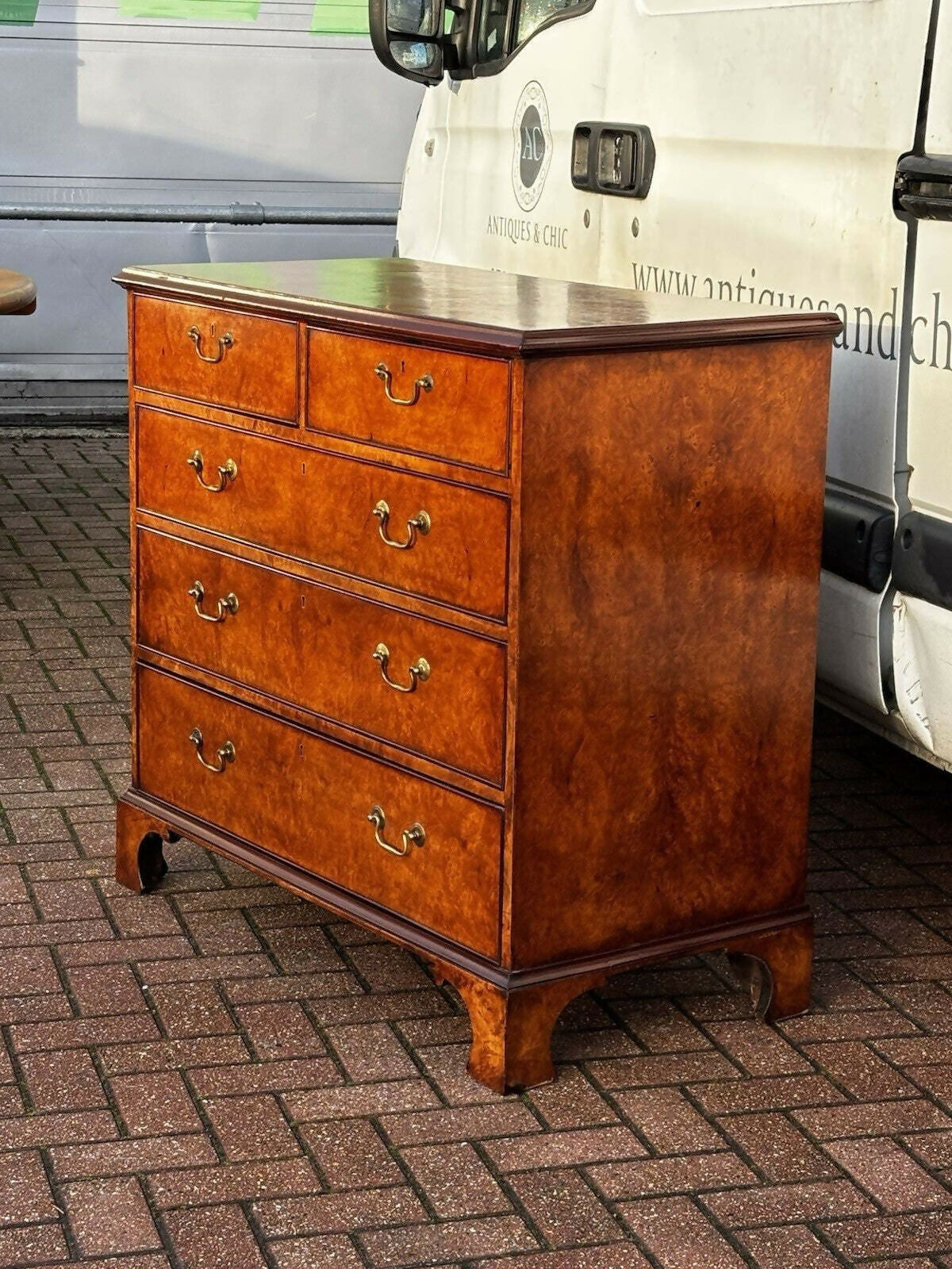 Georgian Walnut Vintage Chest Of Drawers.