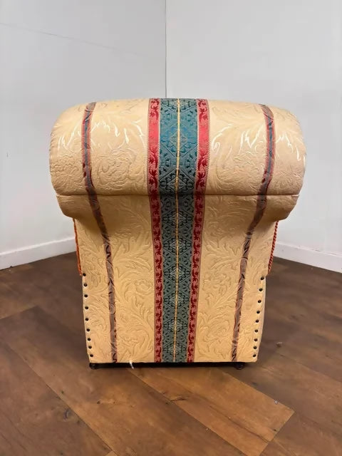 Vintage Striped Day Bed with Ottoman Storage