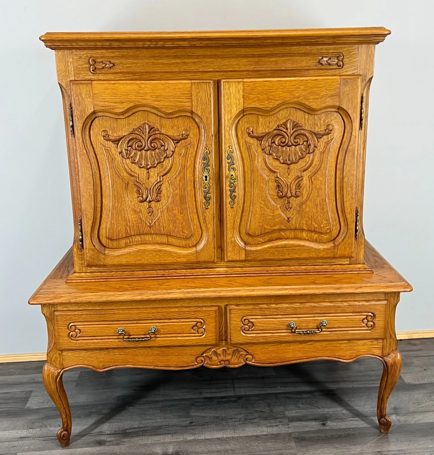 Cabinet Vintage French Style Oak Carved Storage Drawers Cupboard LOT 3753
