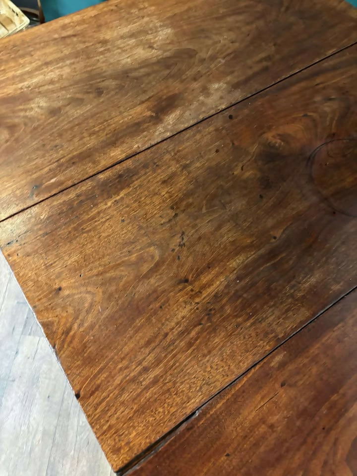 Georgian Mahogany Drop Leaf Tablebb