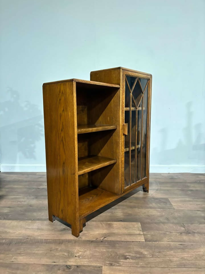 Vintage Oak Bookcase With Single Glass Door00