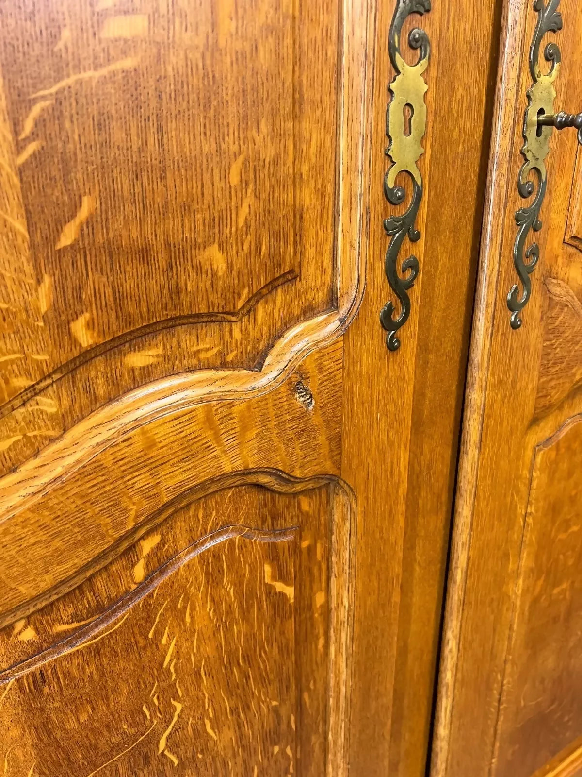 Wardrobe Vintage French Louis XVI Style Oak Four Door Armoire LOT 4814