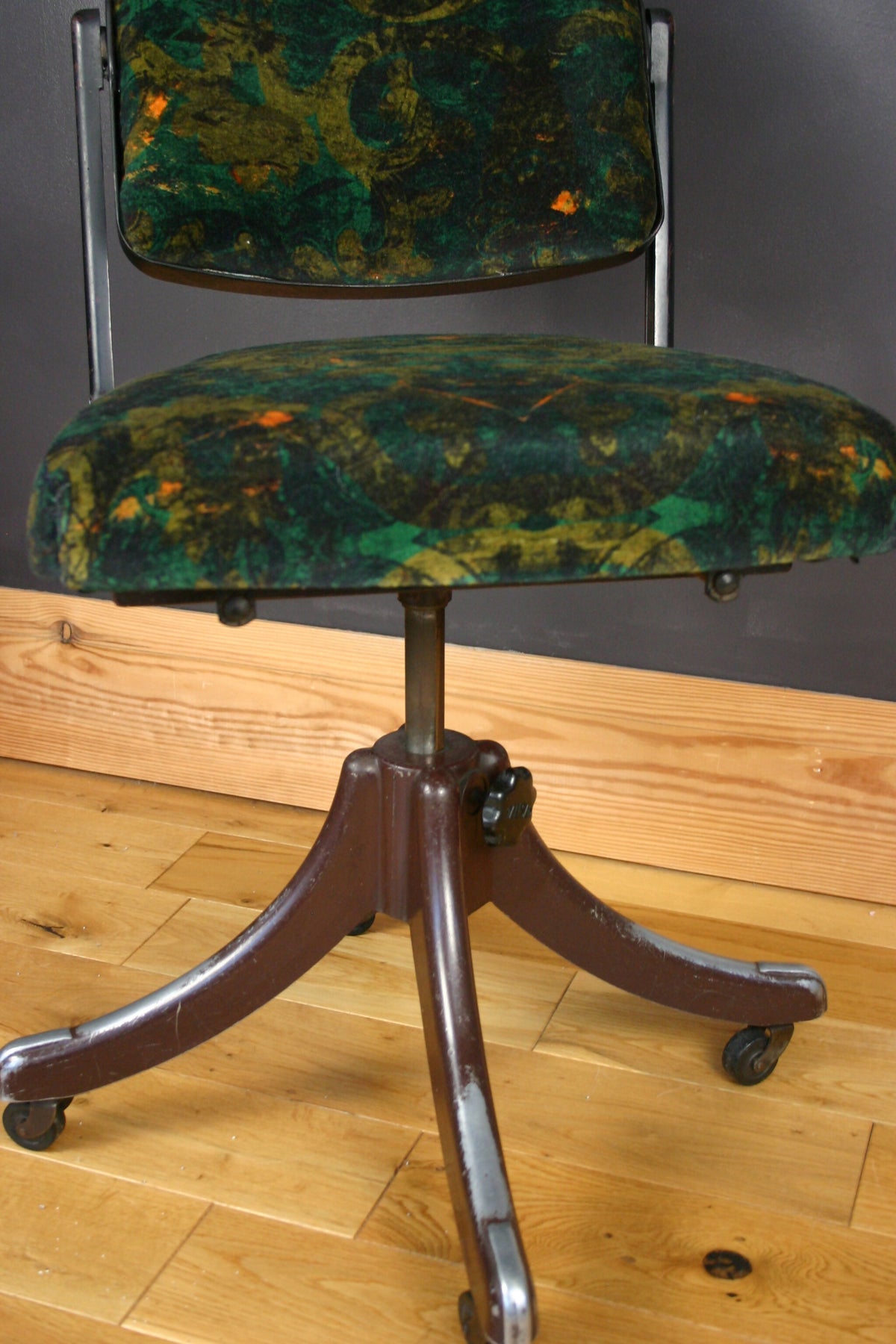 Refurbished Vintage 1950s Tansad Industrial Swivel Chair in Blackpop Velvet