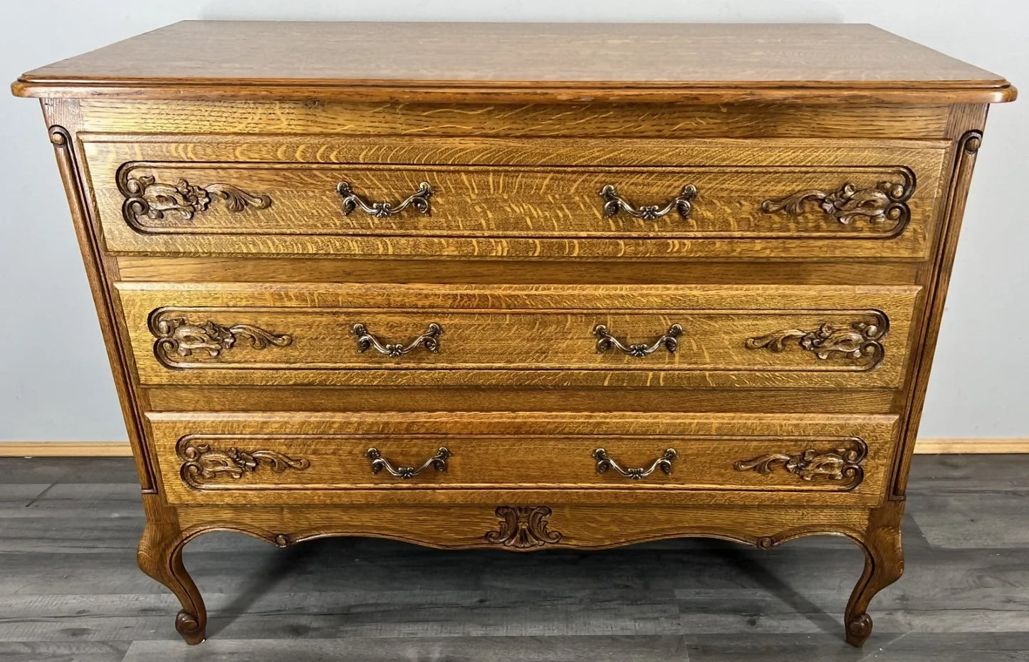 Chest of Drawers Vintage French Louis XVI Oak 3 Drawers Carved Cabinet LOT 4344