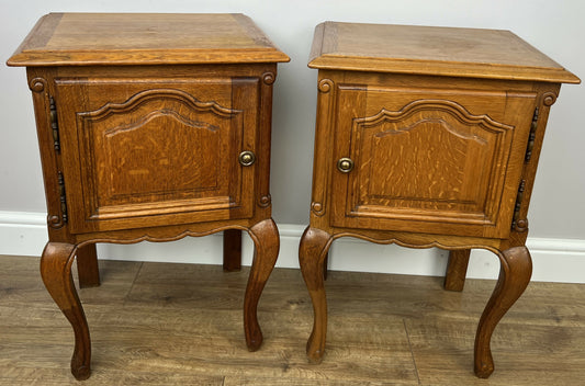 Pair of Bedside Tables Vintage French Louis Oak Nightstands Cabinets LOT 6307